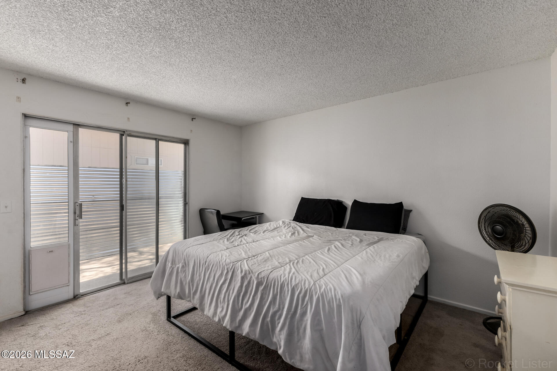 Waters Edge Condos. - Residential