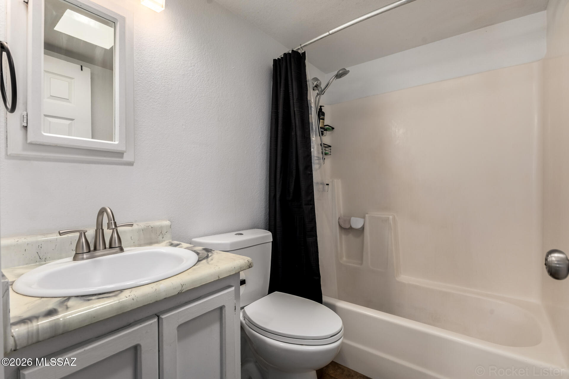 Waters Edge Condos. - Residential