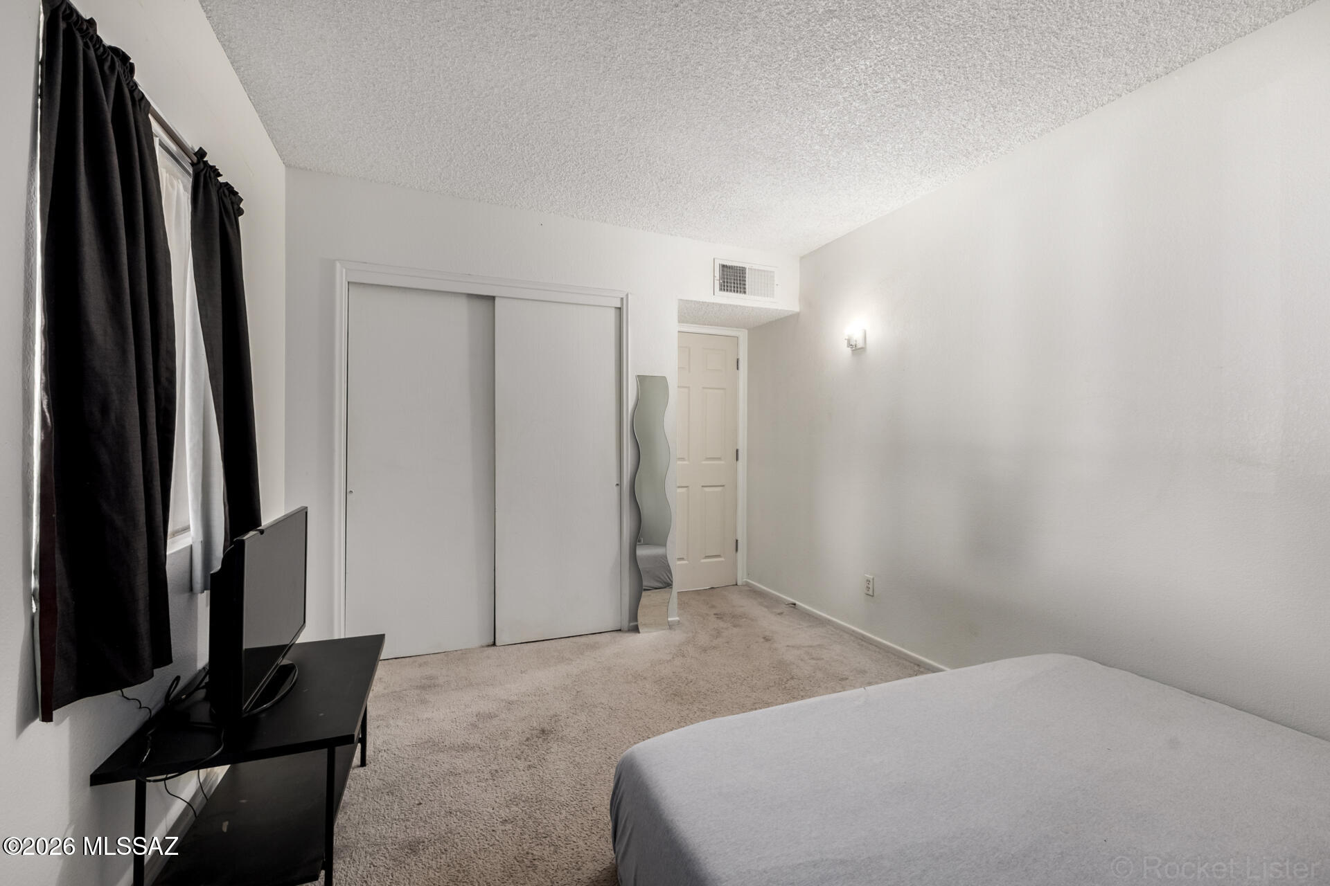 Waters Edge Condos. - Residential