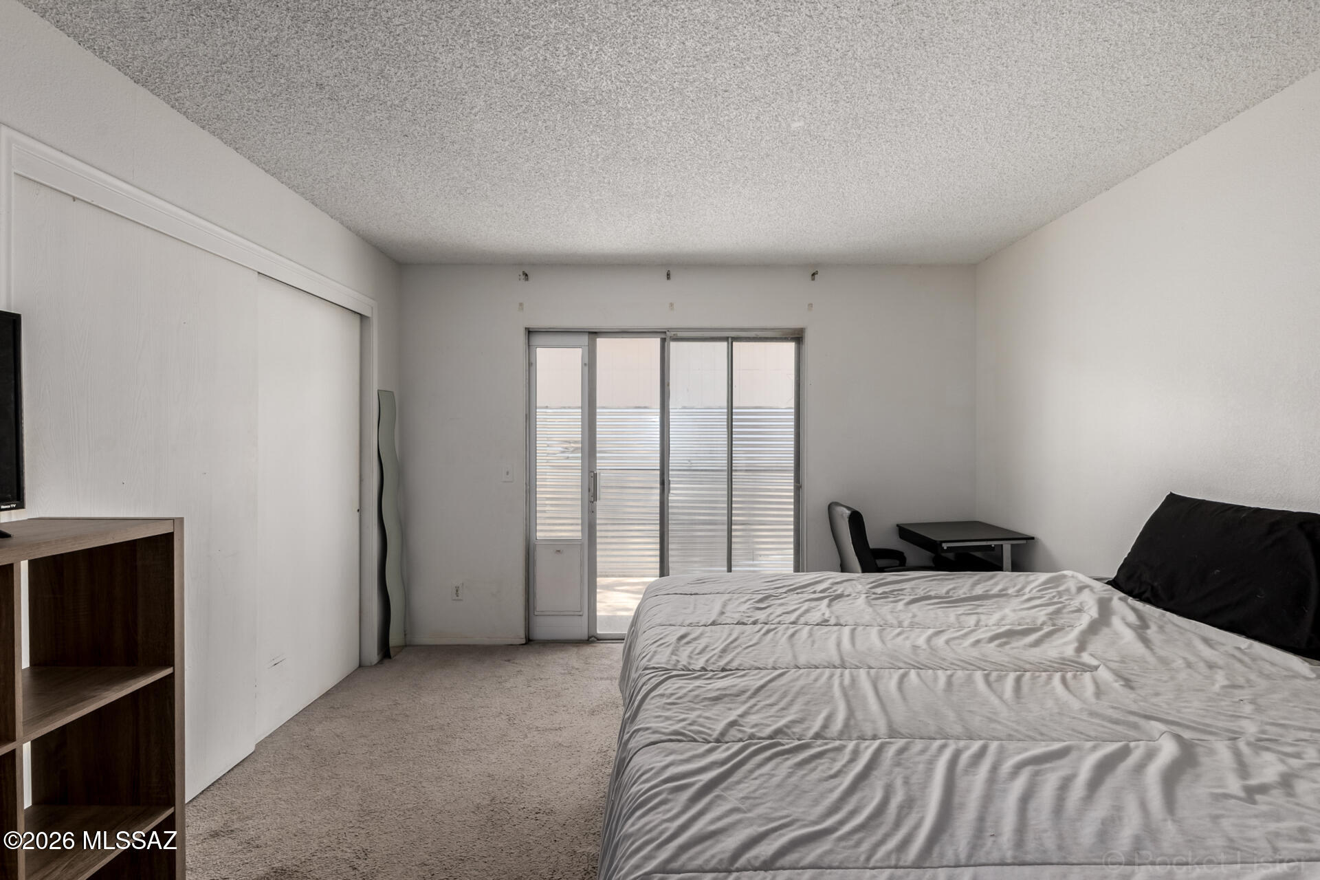 Waters Edge Condos. - Residential
