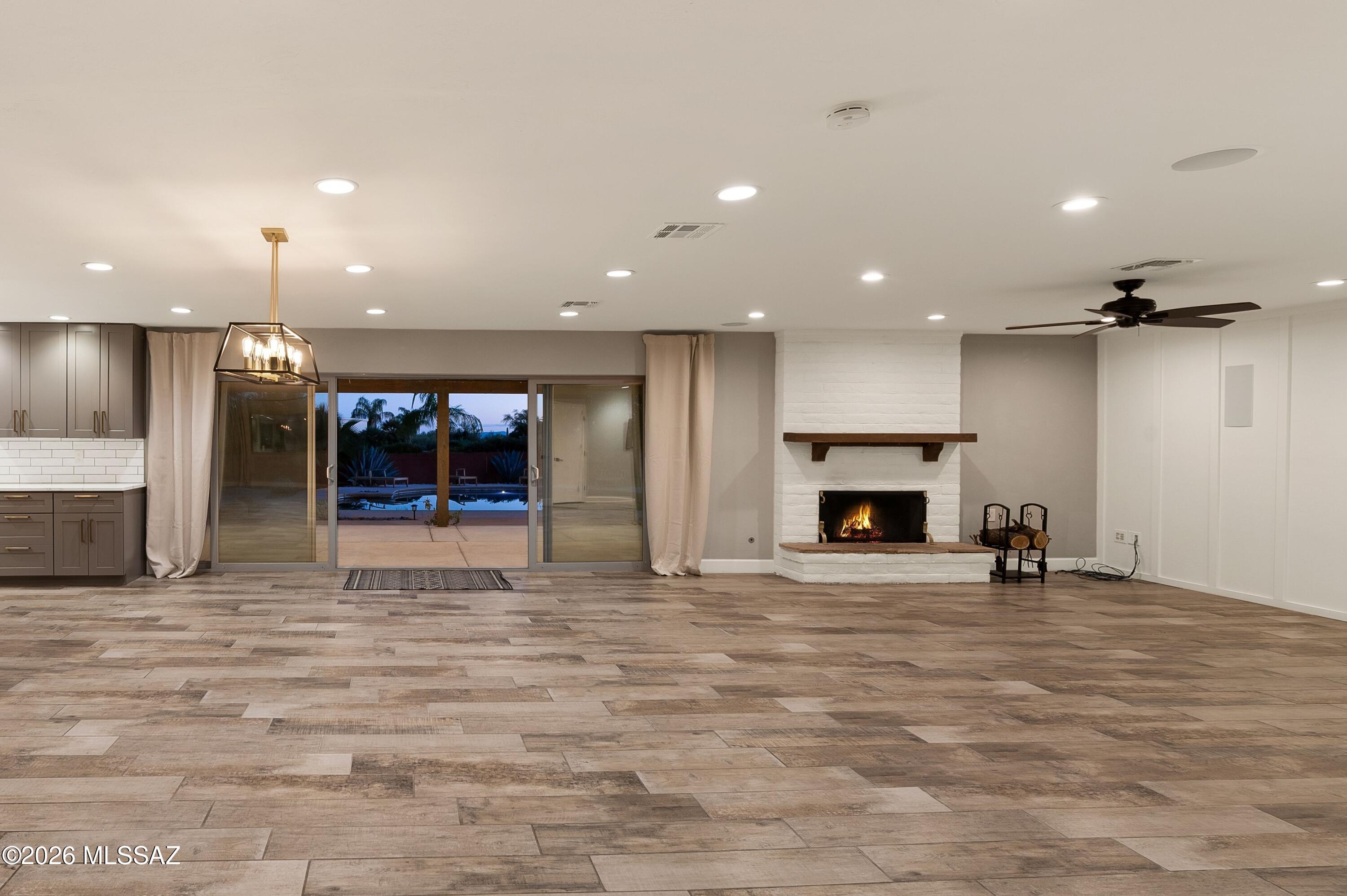 Desert Vista (1-205) - Residential