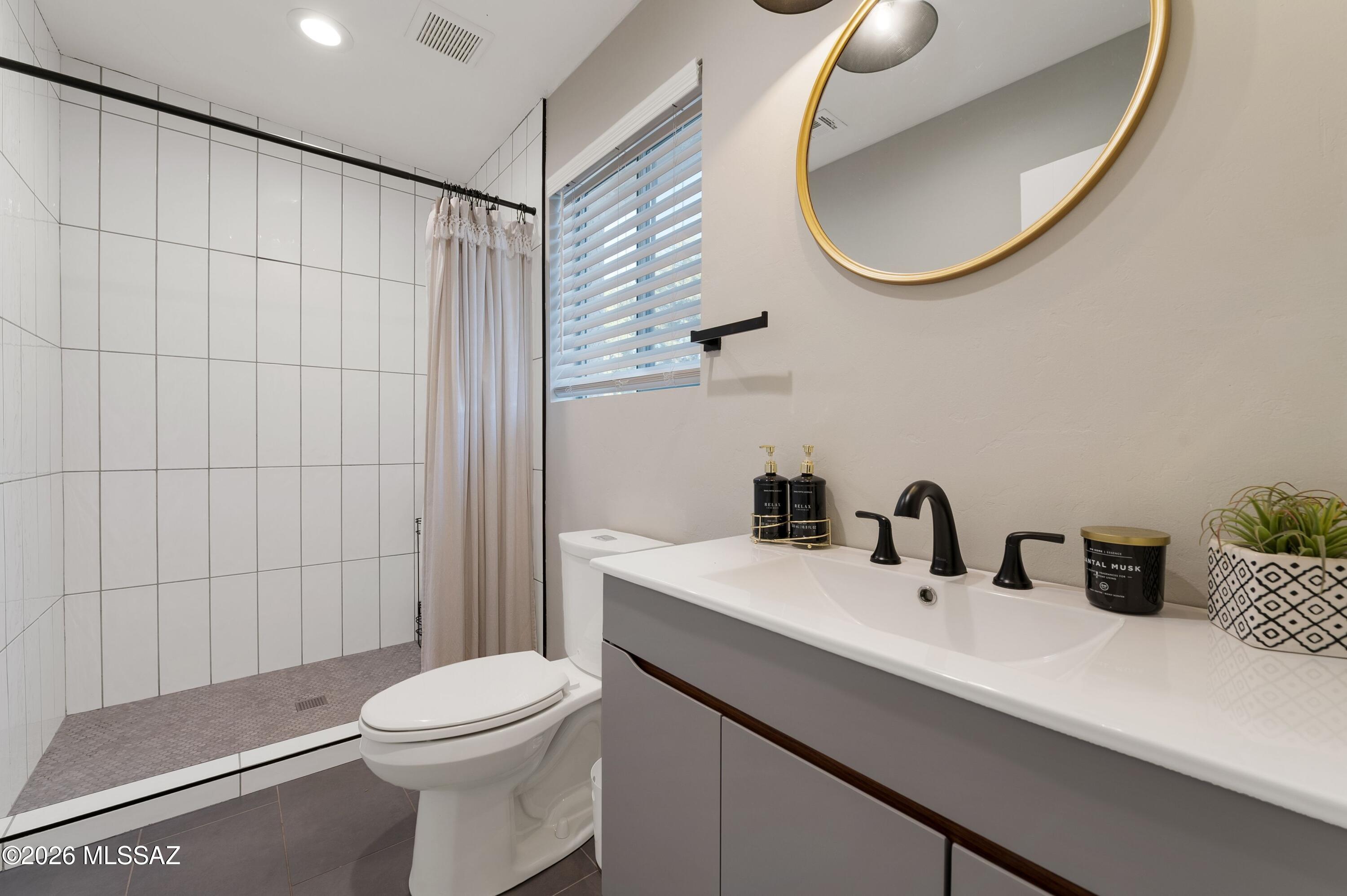 Desert Vista (1-205) - Residential