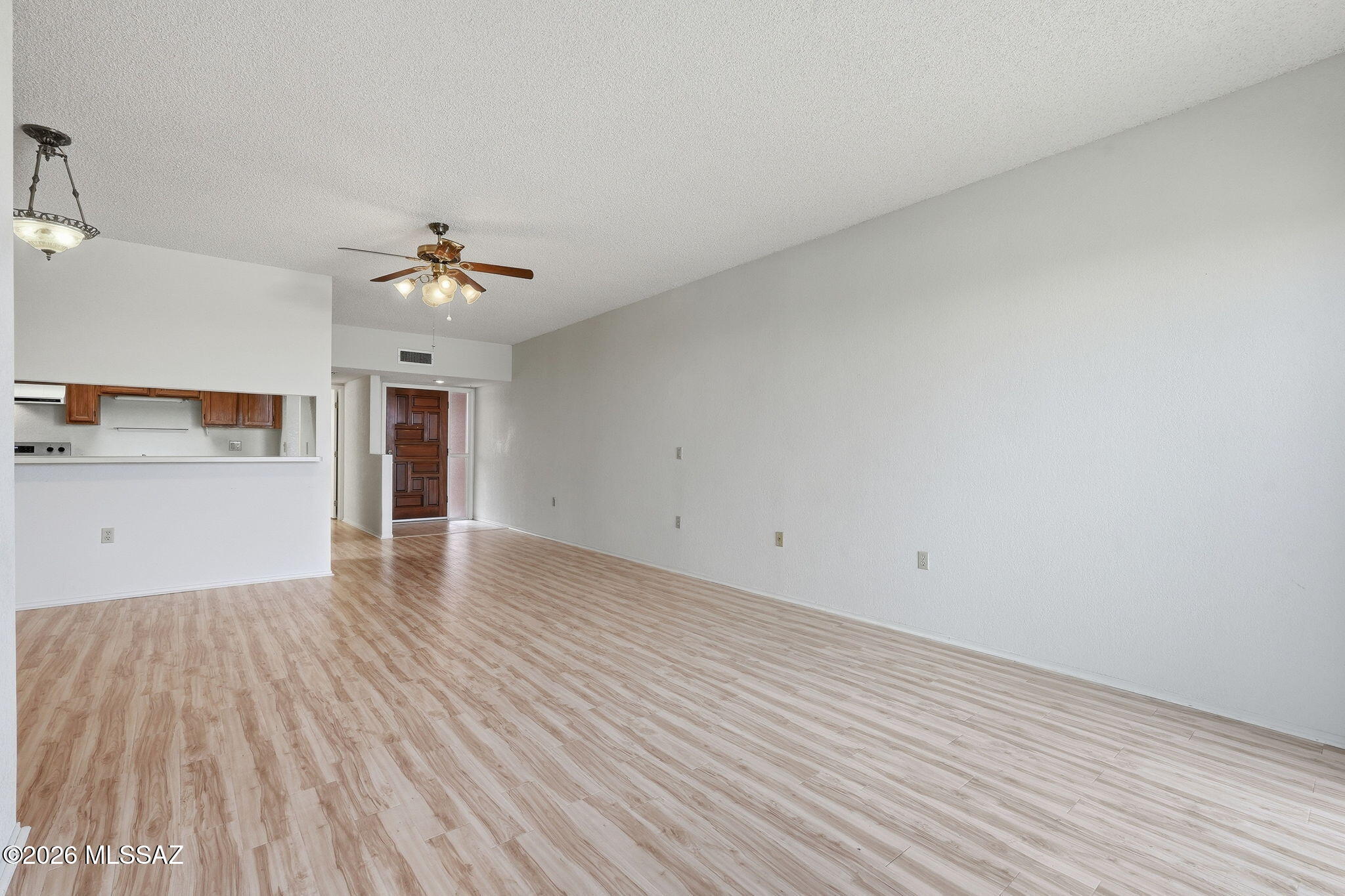 La Cholla Hills(1-313) - Residential