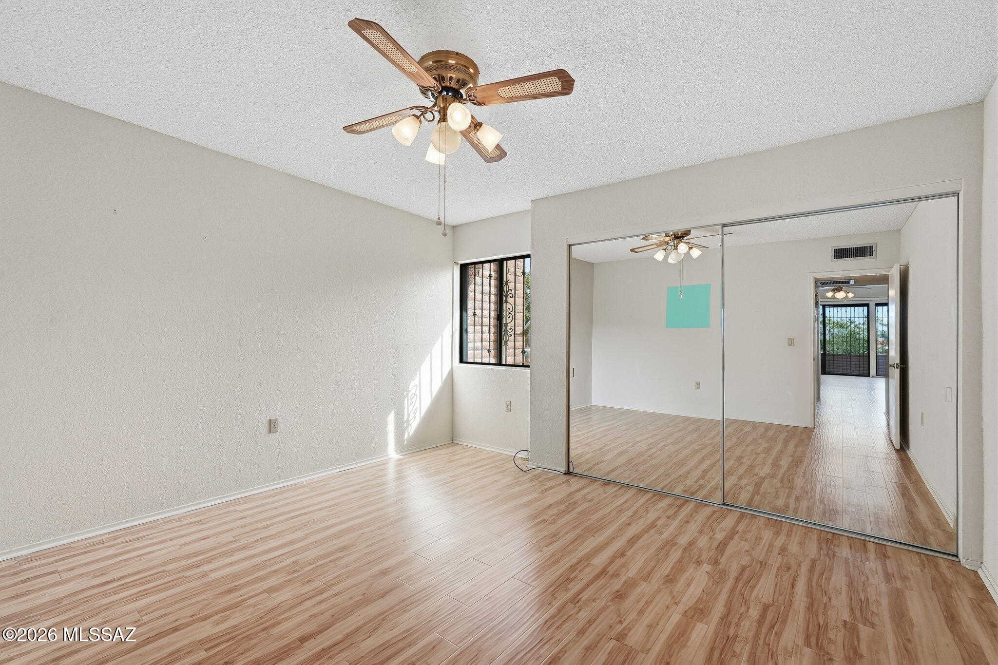 La Cholla Hills(1-313) - Residential