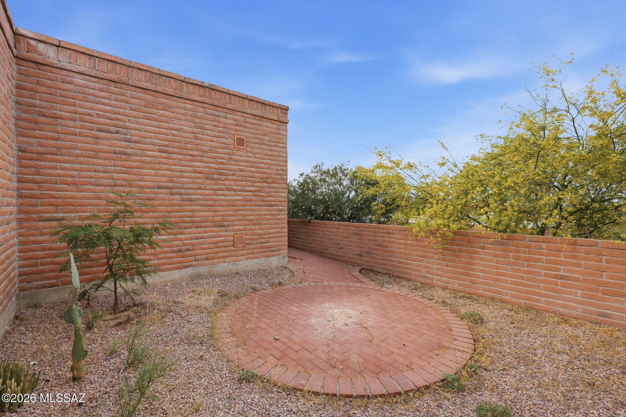 La Cholla Hills(1-313) - Residential