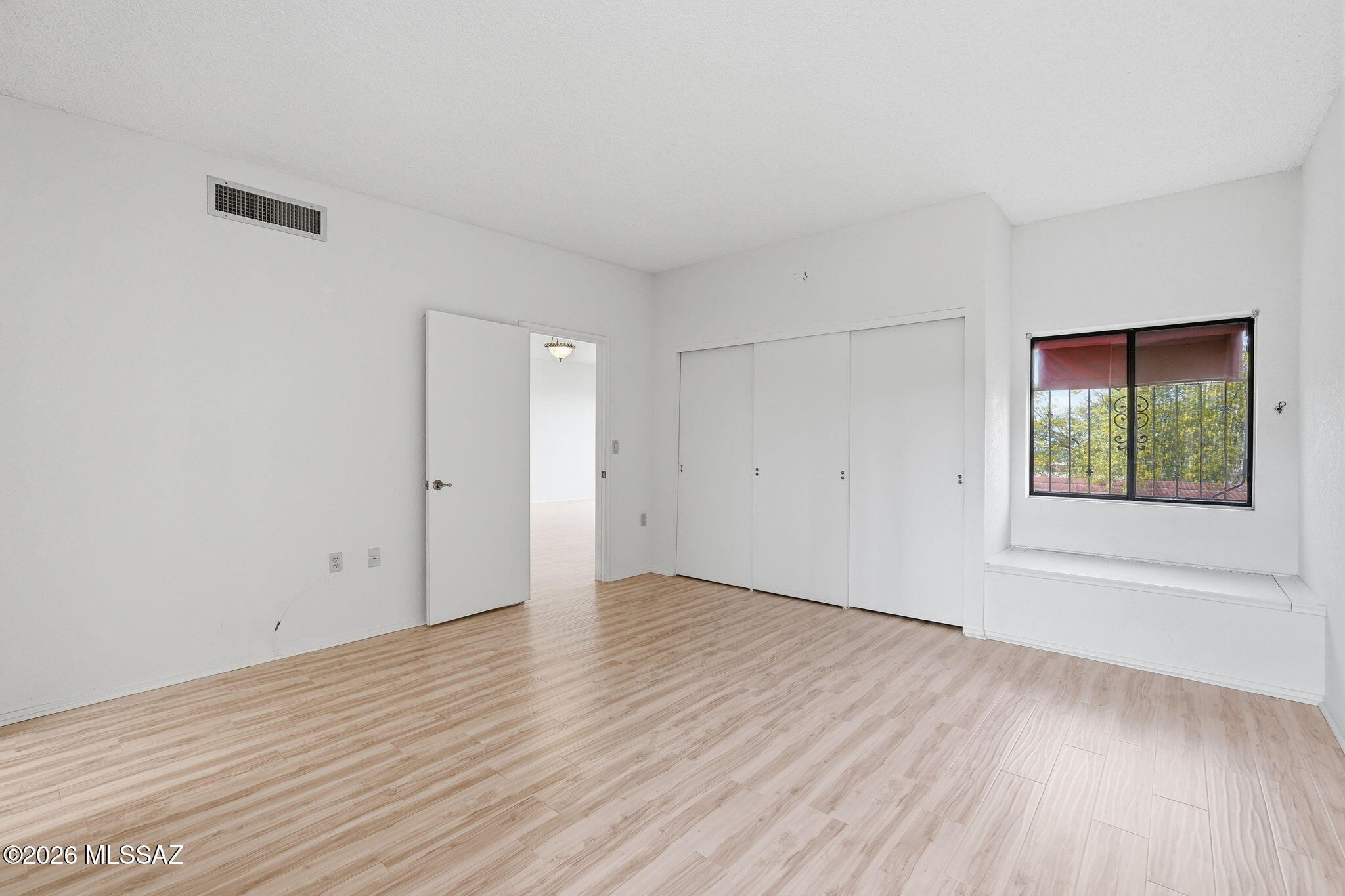 La Cholla Hills(1-313) - Residential