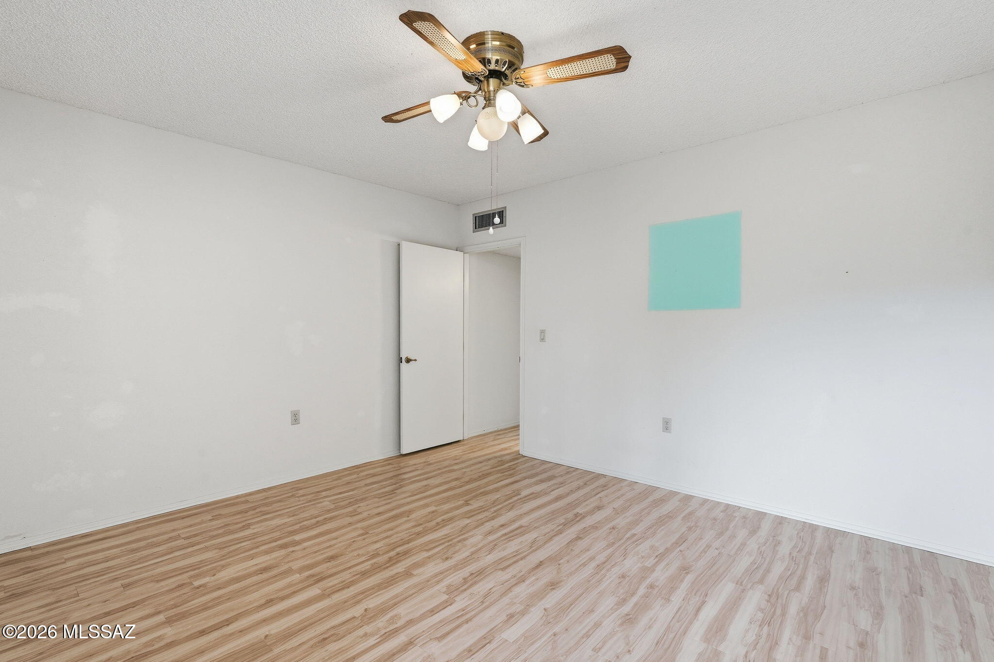 La Cholla Hills(1-313) - Residential