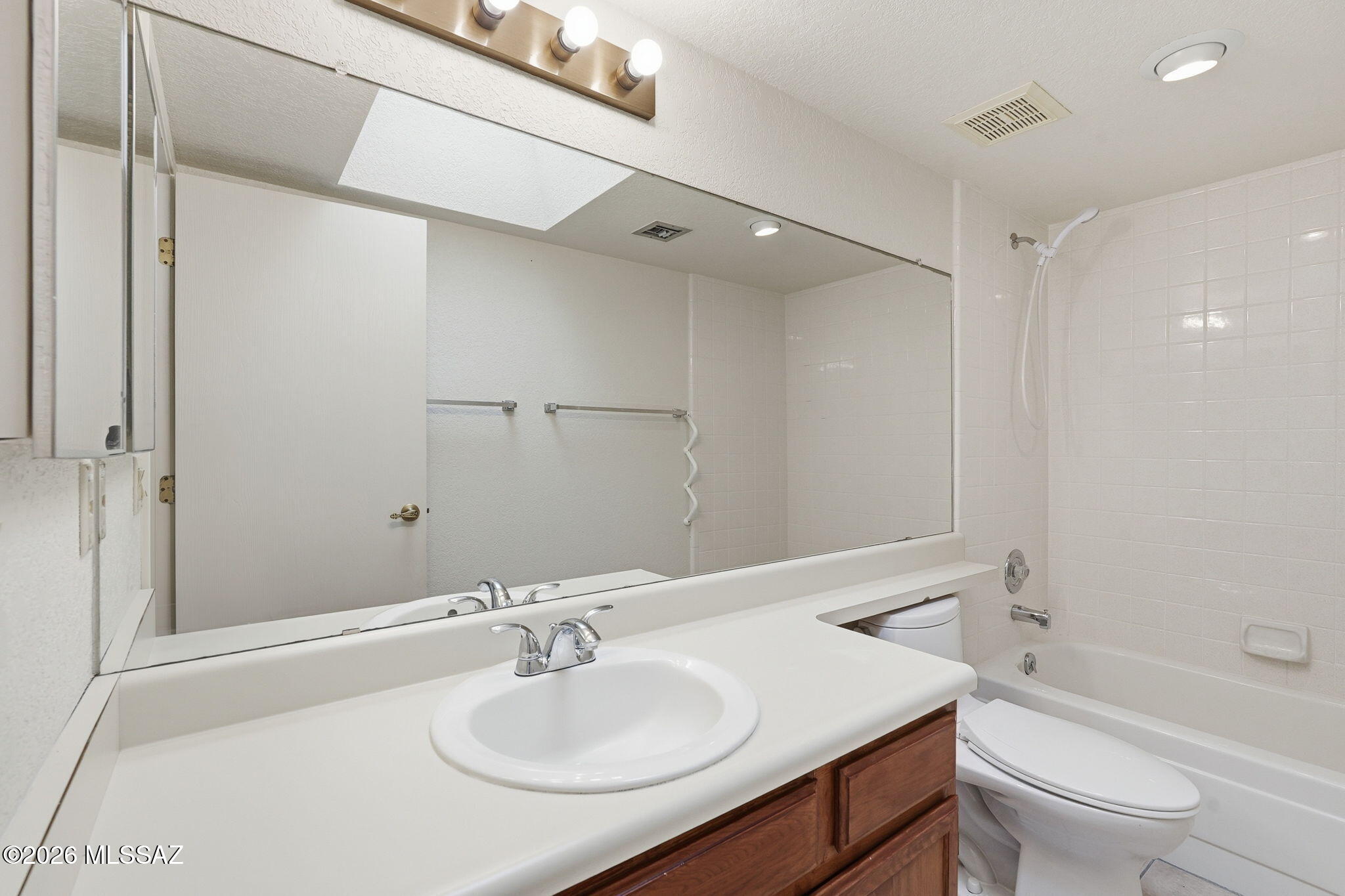La Cholla Hills(1-313) - Residential