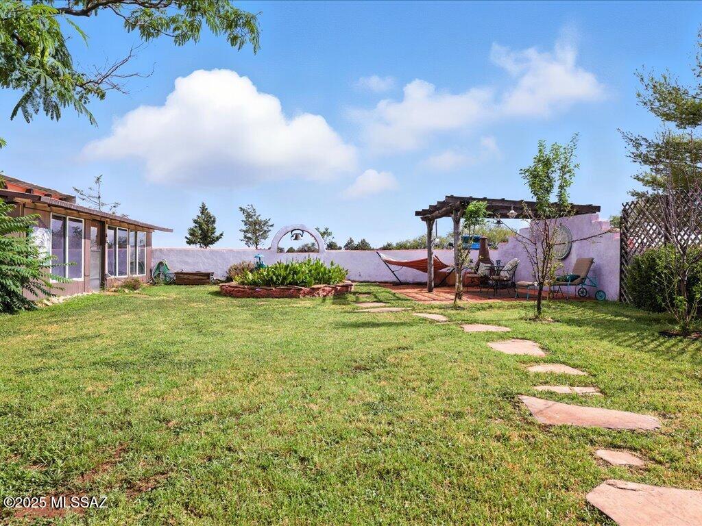 Las Encinos Village - Residential