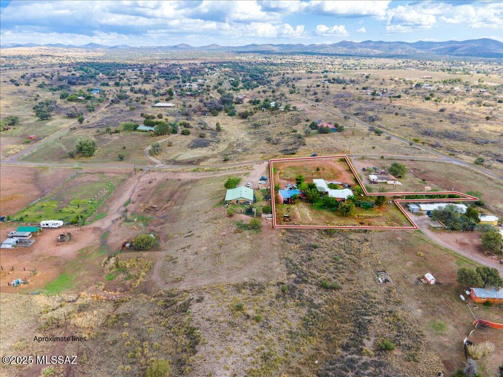 Las Encinos Village - Residential