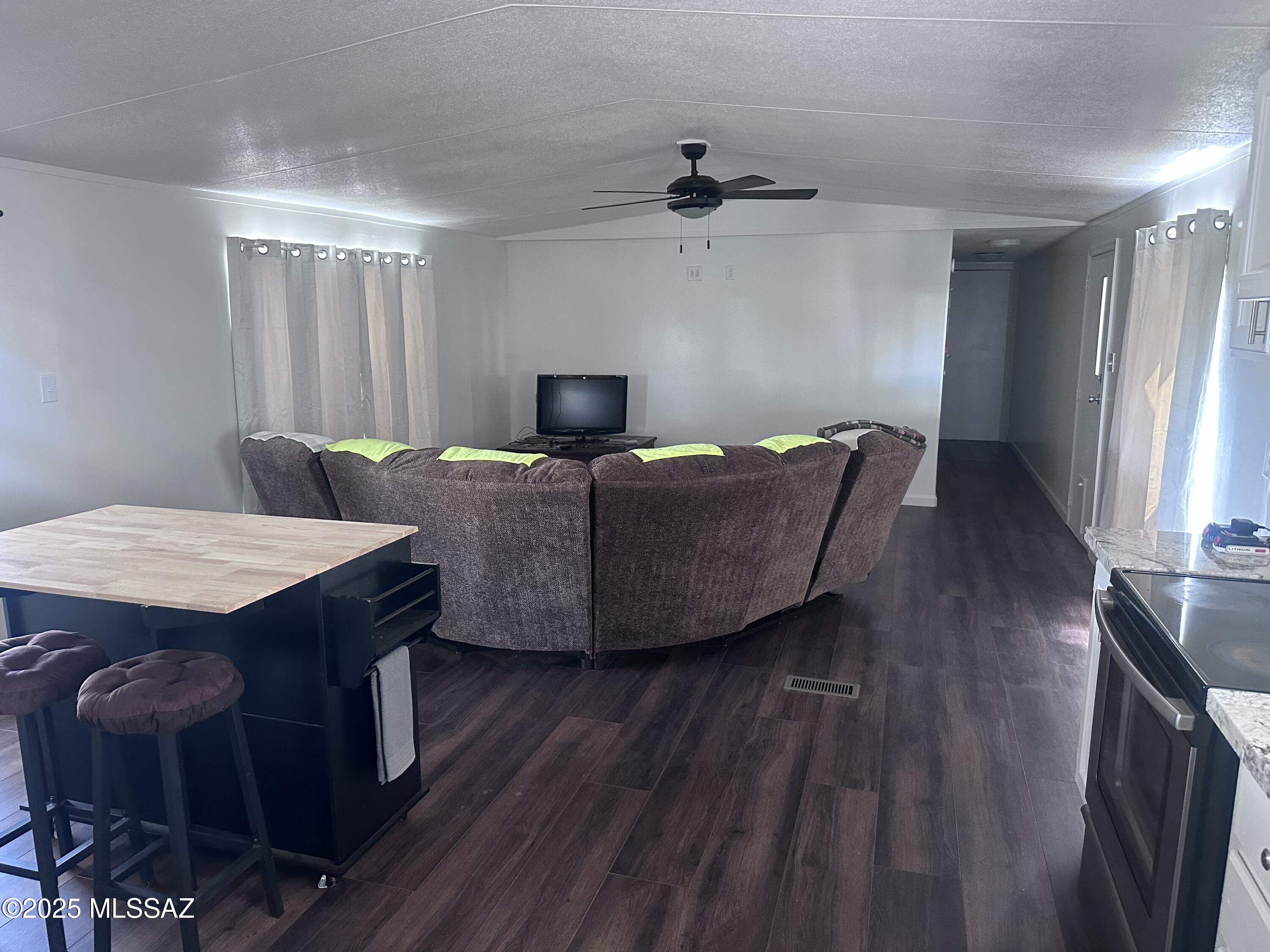 Mescal Lakes - Residential