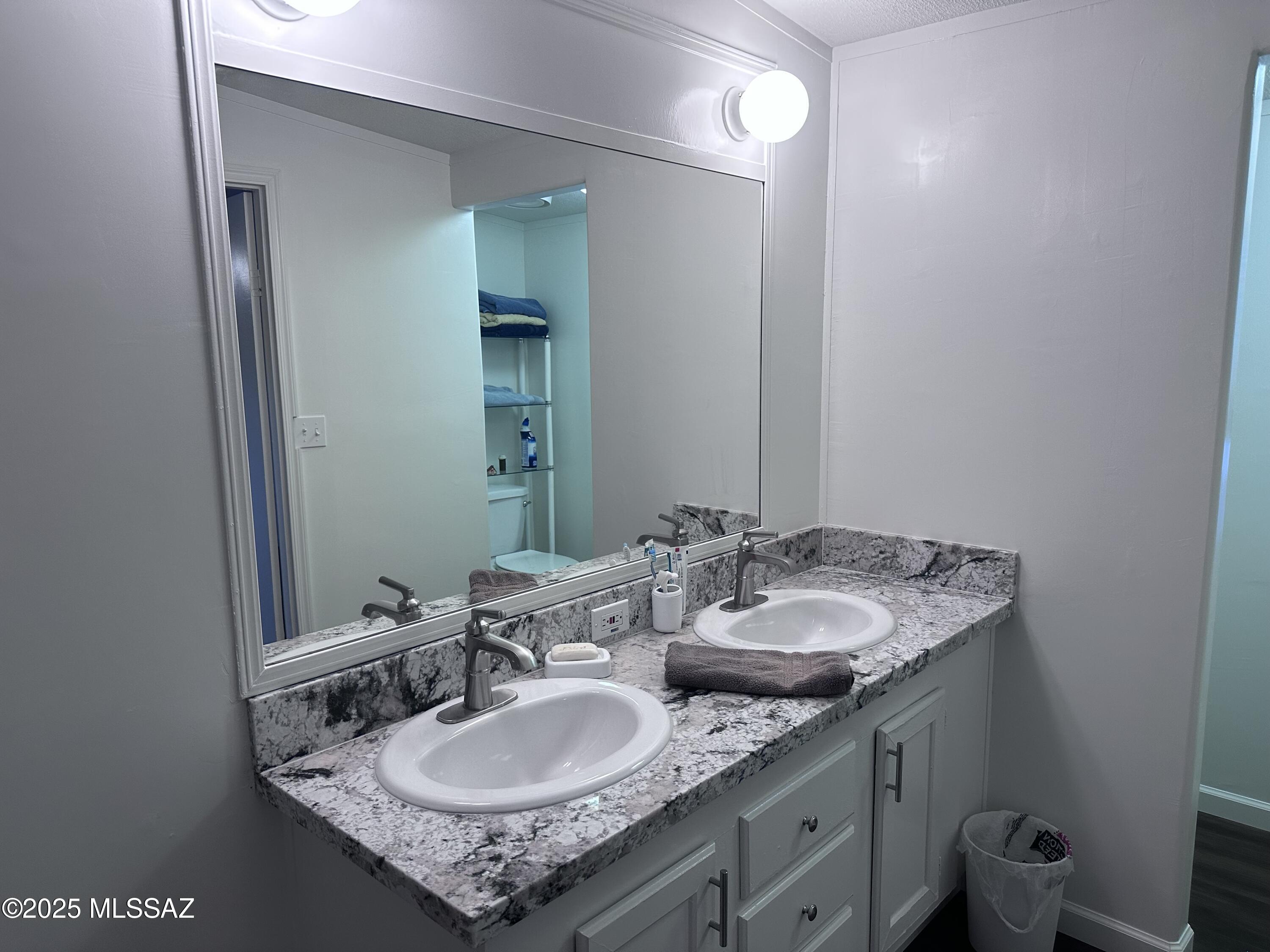 Mescal Lakes - Residential