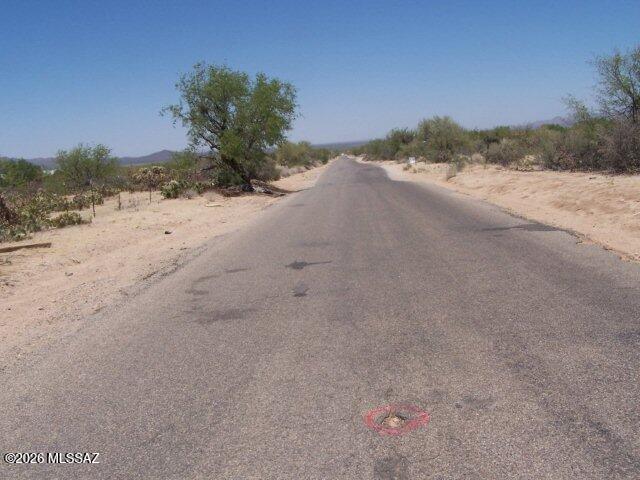 1 full acre of usable land with water and electric.  On a paved road in a quiet neighborhood.   
 The water company is Global Water Resources serviced by SW Utilities