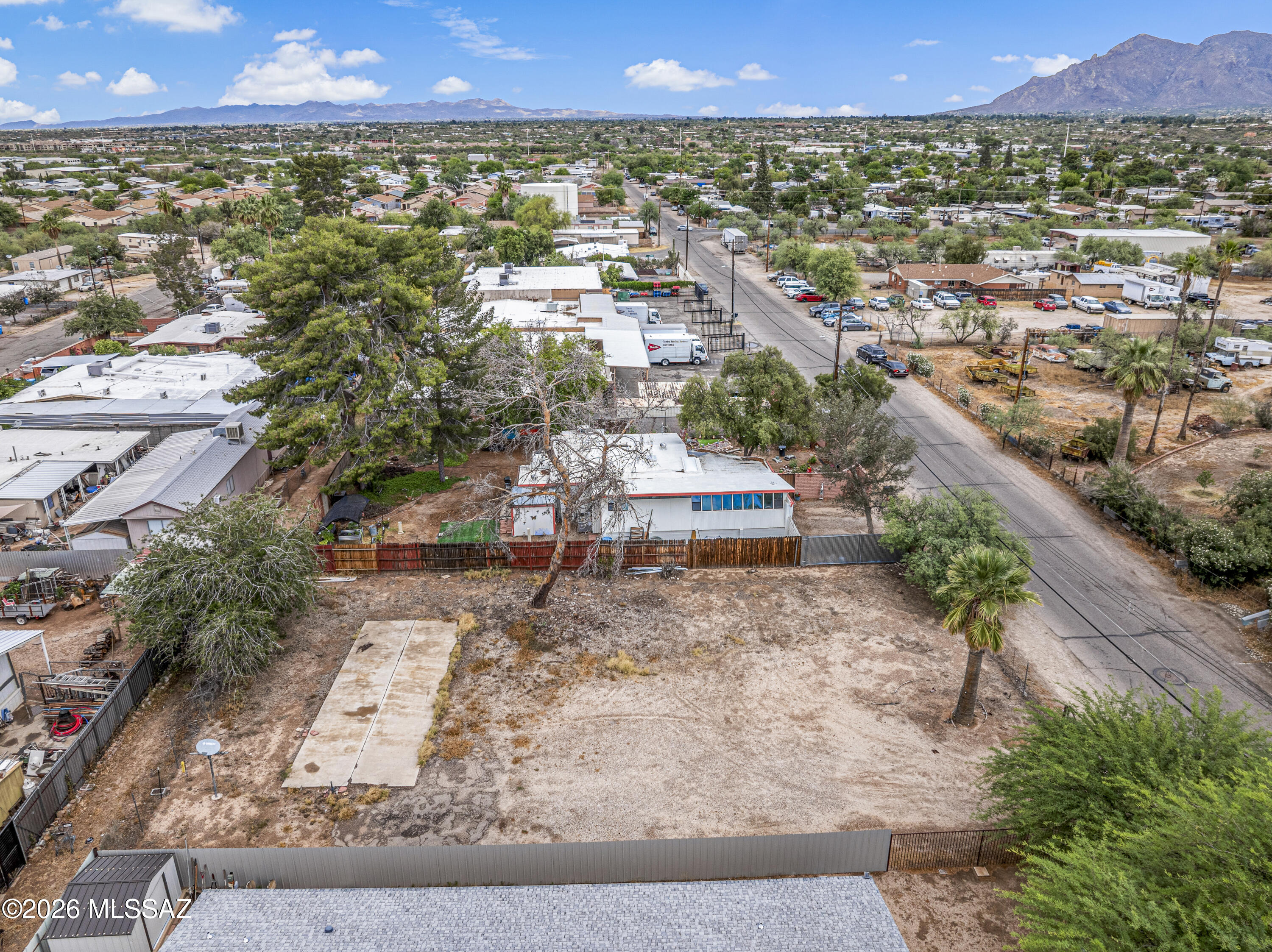 Pomona Addition - Land
