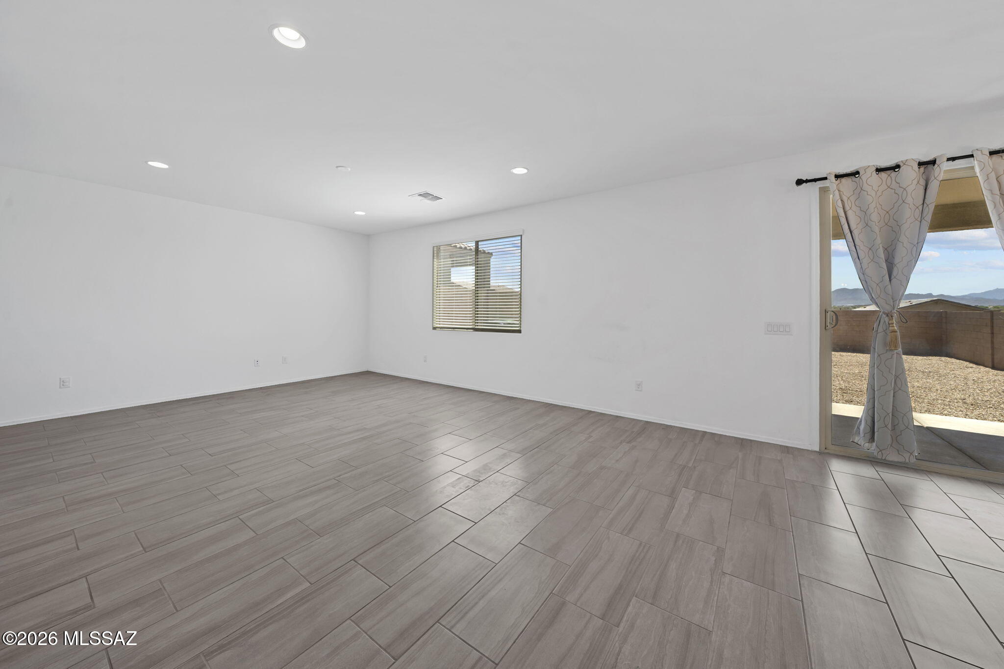 Rancho Del Lago (1-100) - Residential