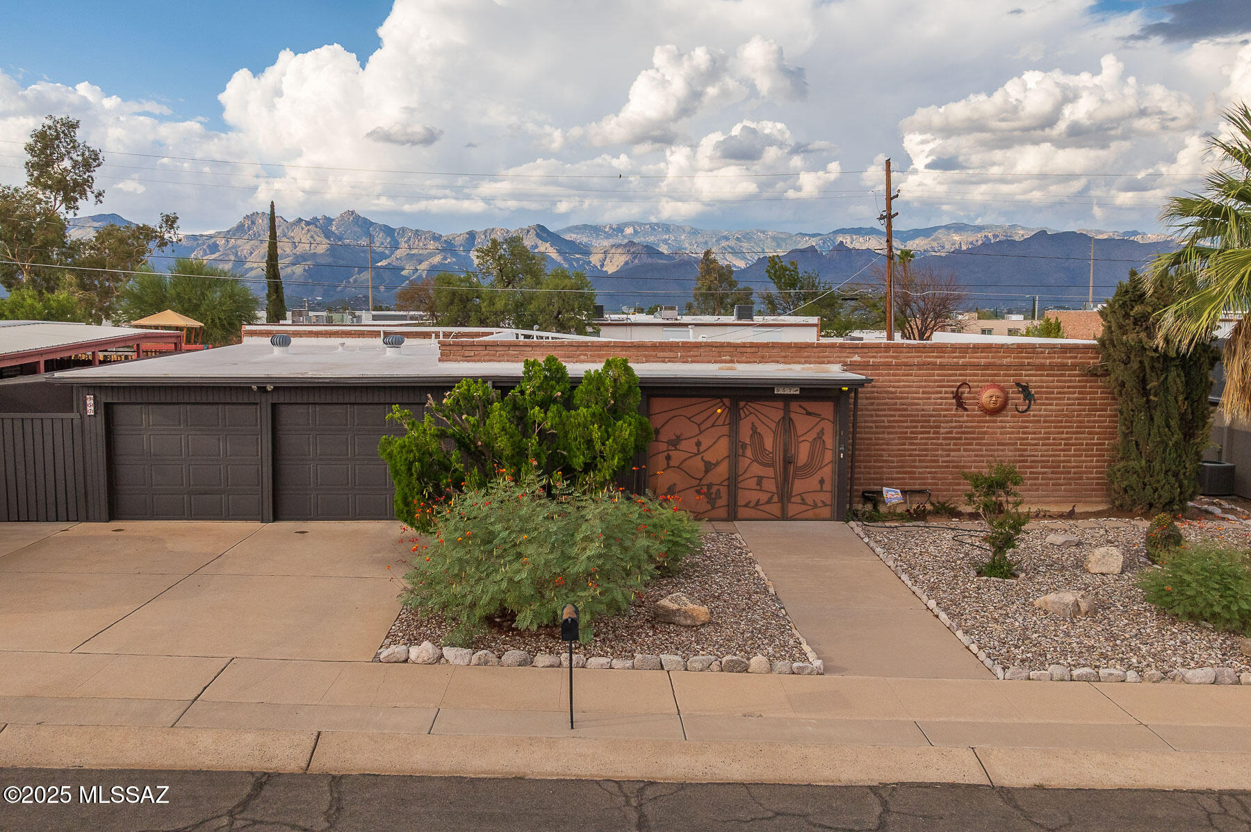 Eastern Hills BLKS 1  2  3 - Residential