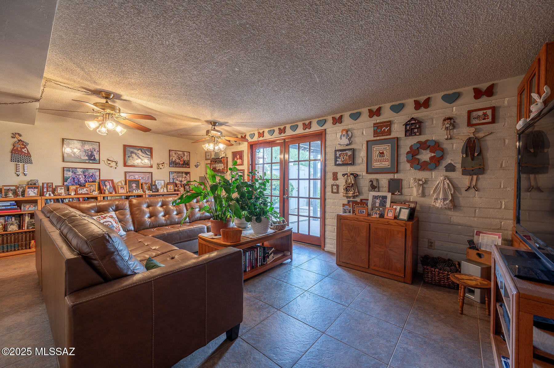 Eastern Hills BLKS 1  2  3 - Residential