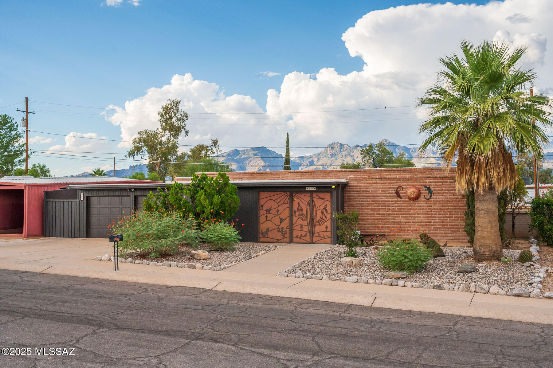 Eastern Hills BLKS 1  2  3 - Residential