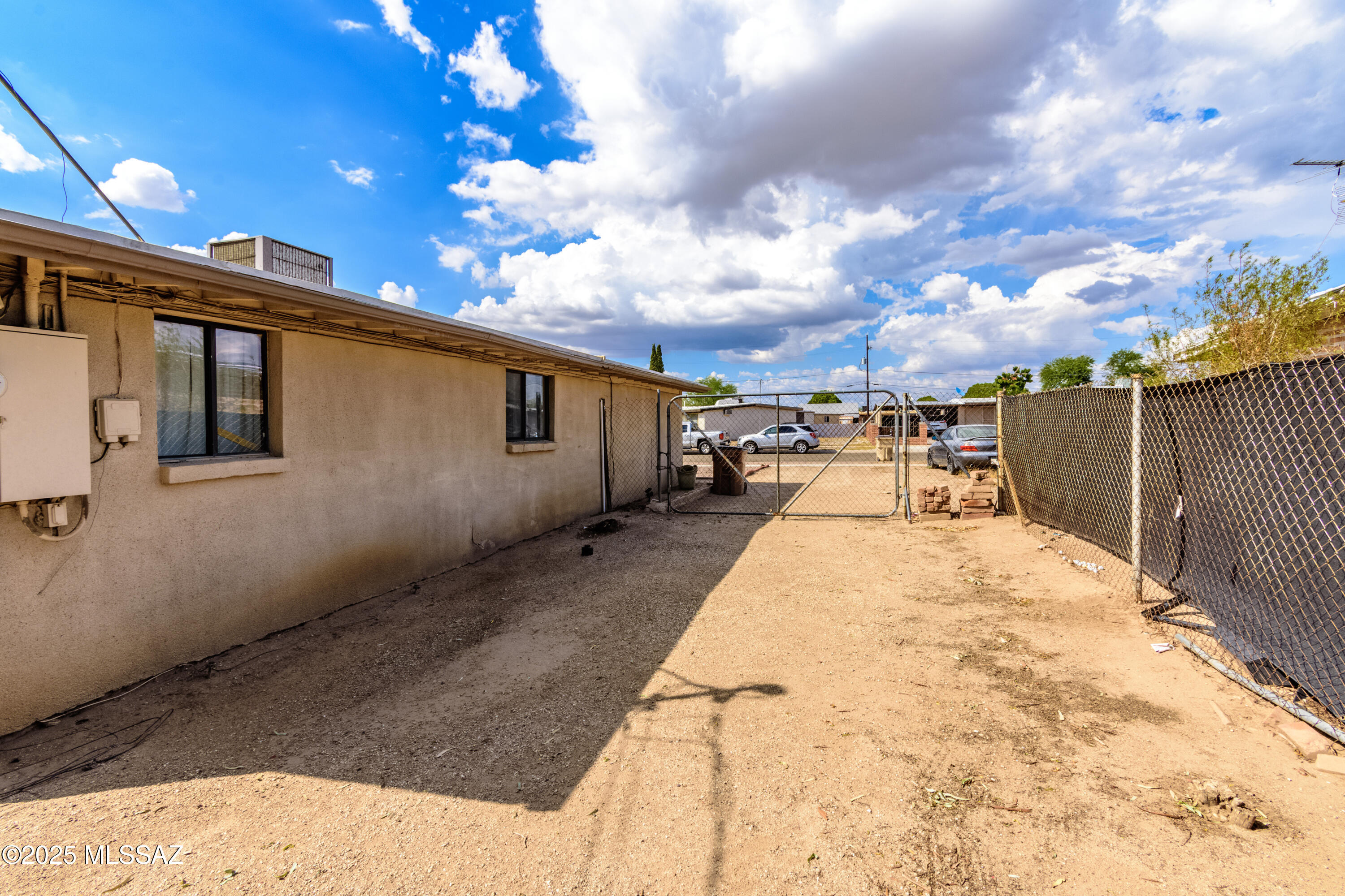 La Cholla - Residential