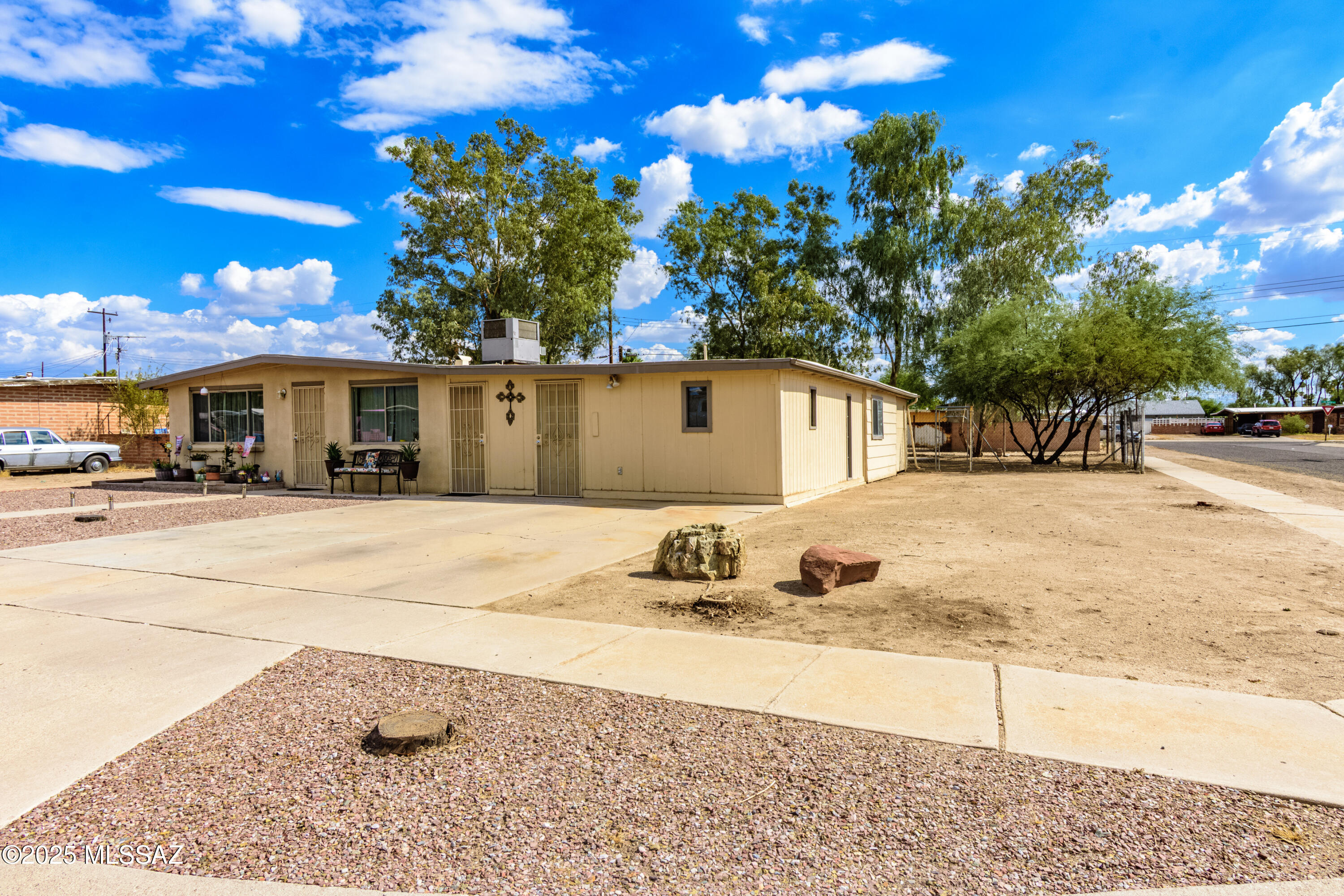 La Cholla - Residential