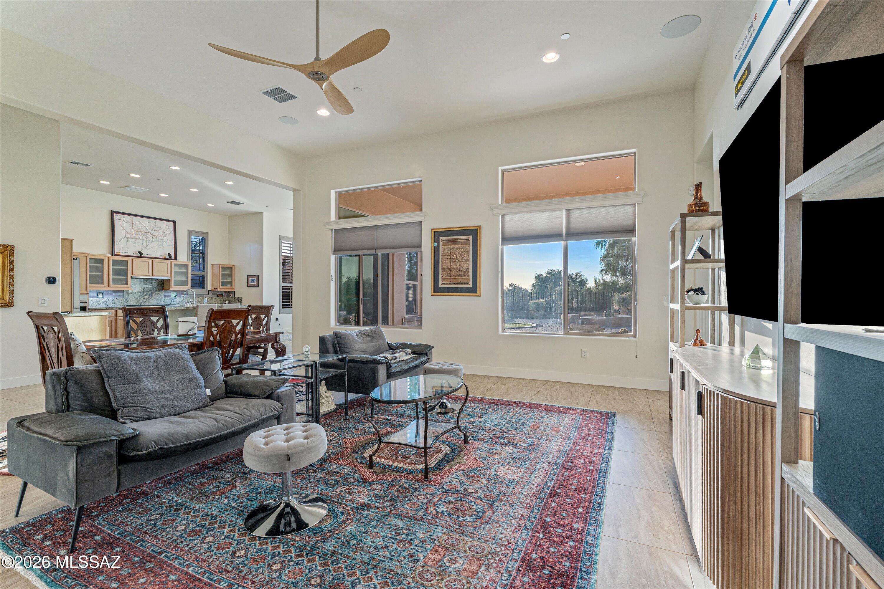 Los Saguaros At Dove Mountain SQ20121640199 - Residential