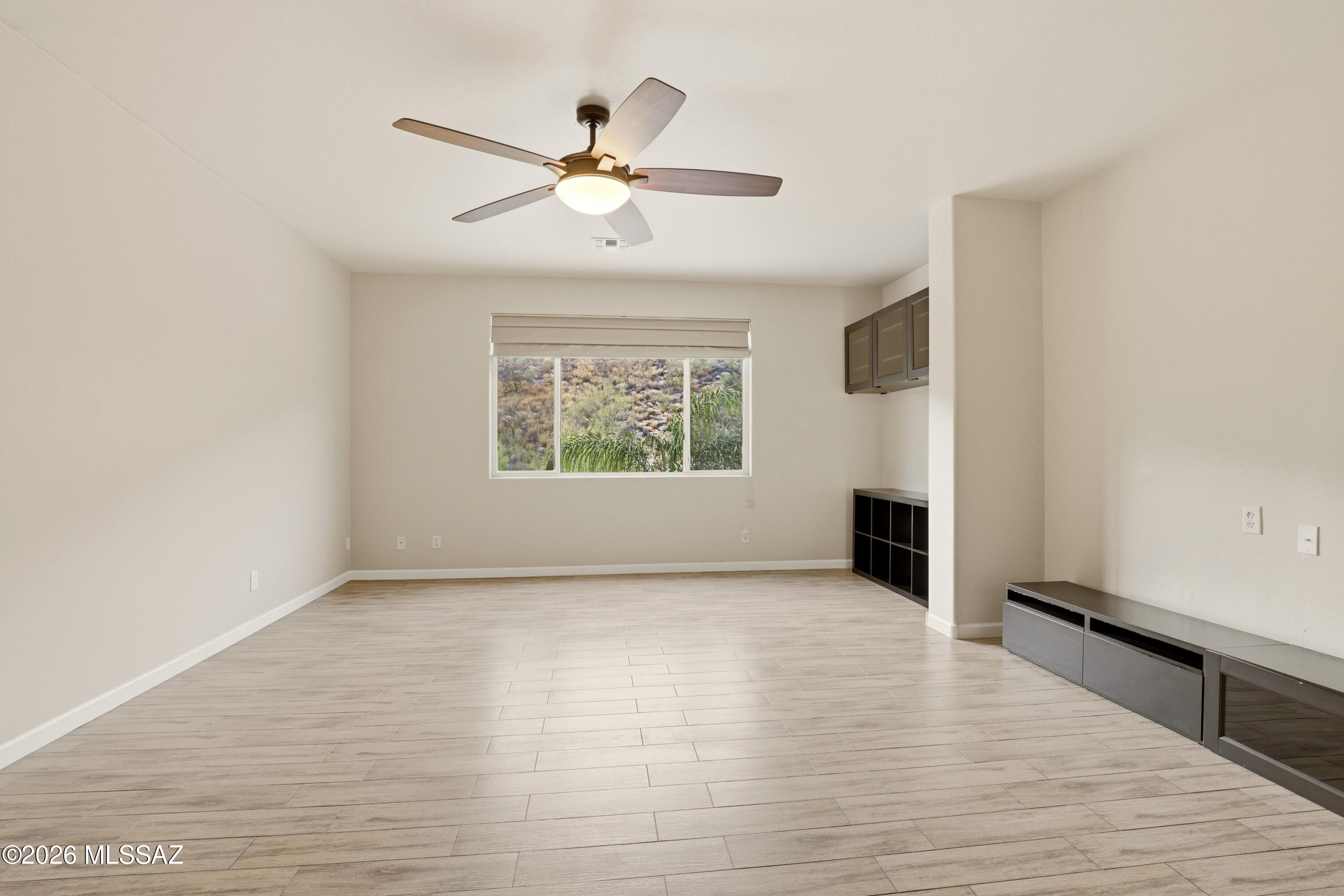 Sabino Mountain (1-290) - Residential