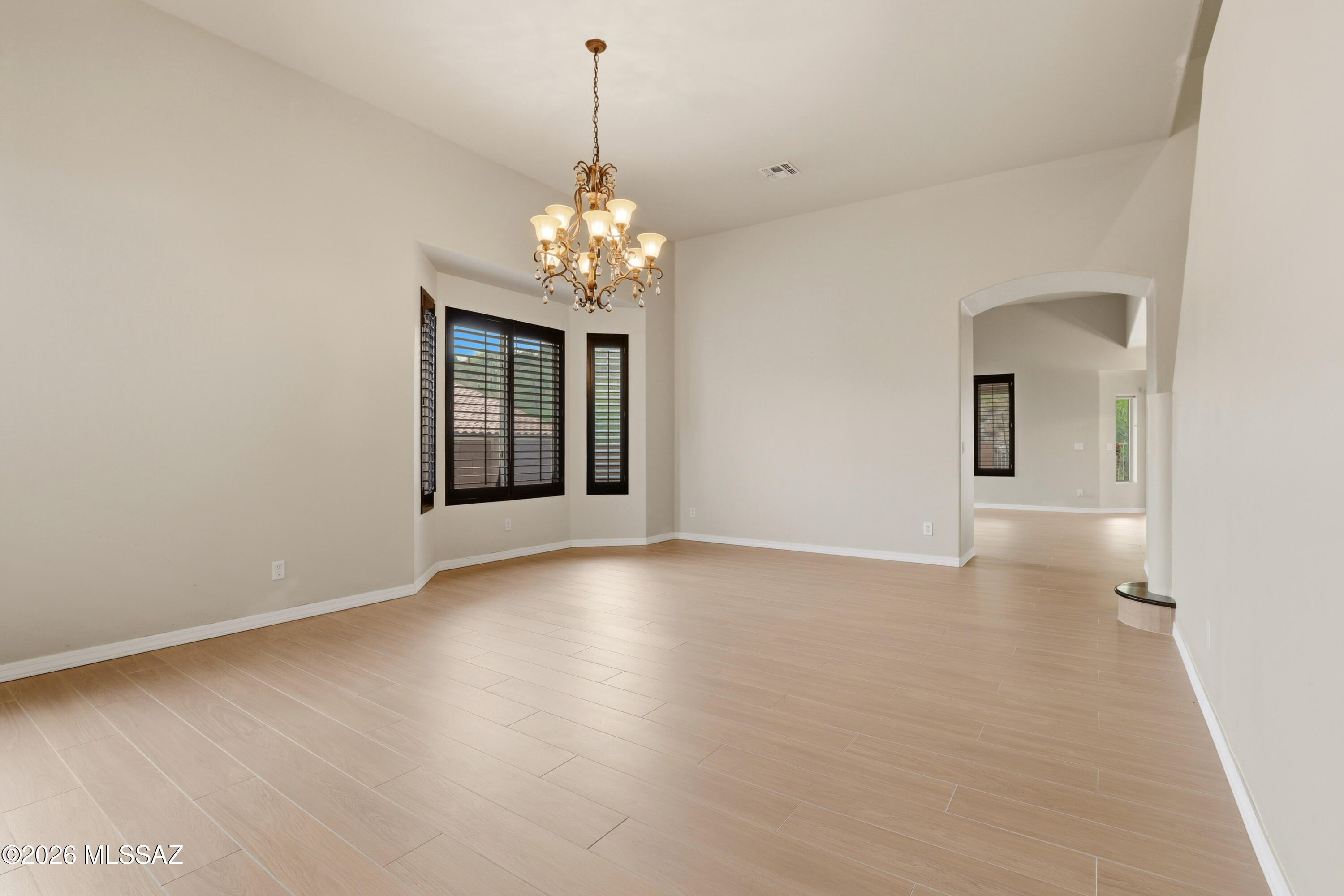Sabino Mountain (1-290) - Residential