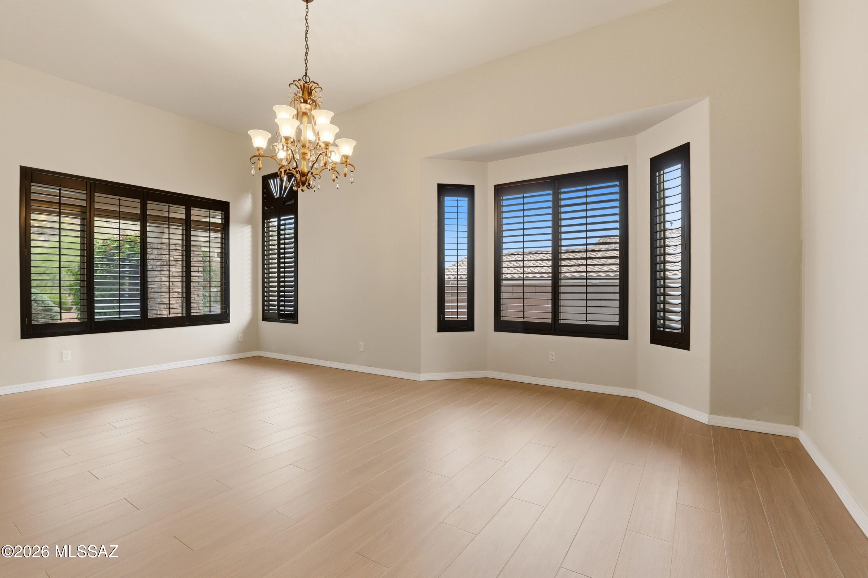 Sabino Mountain (1-290) - Residential