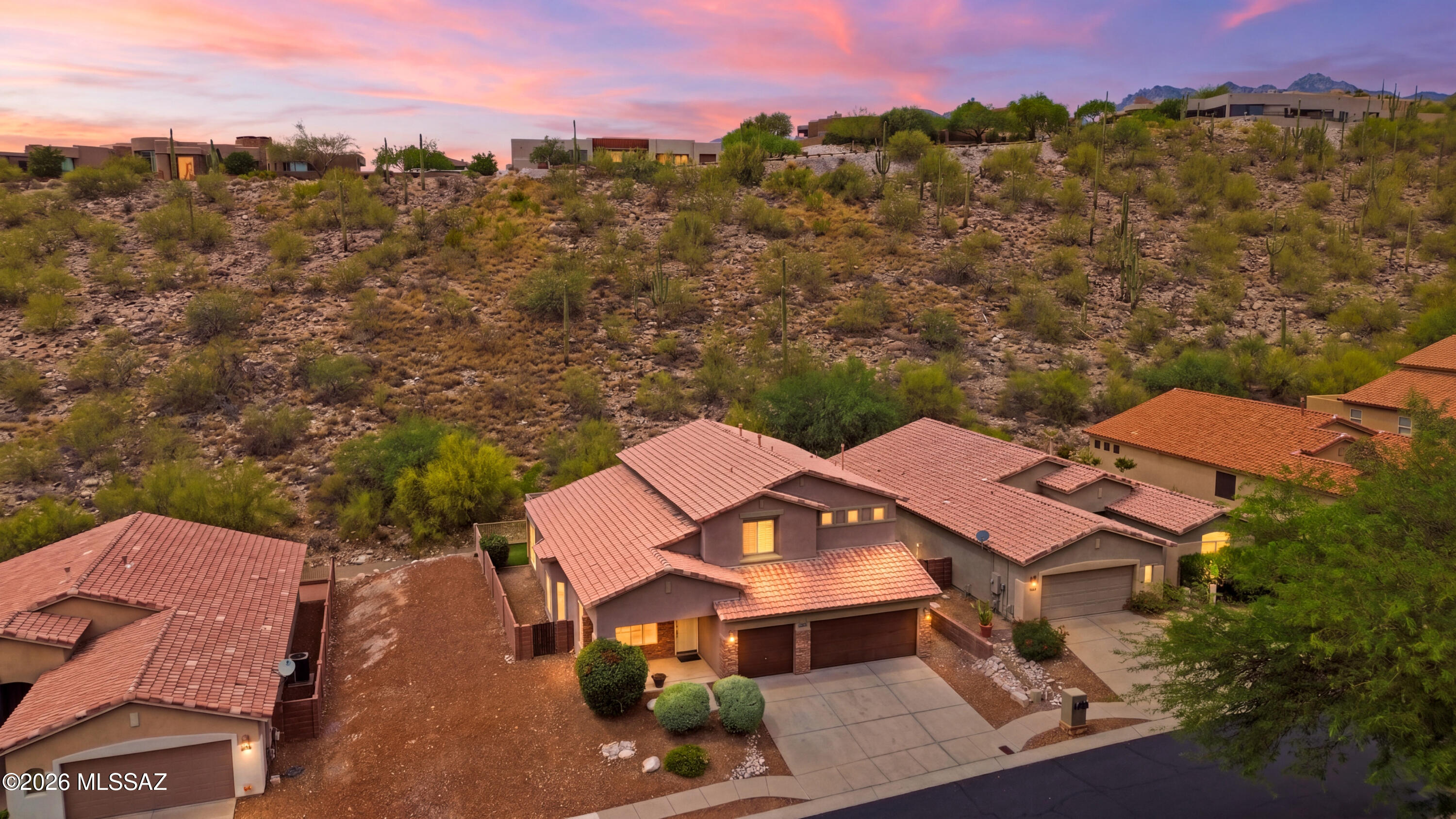 Sabino Mountain (1-290) - Residential