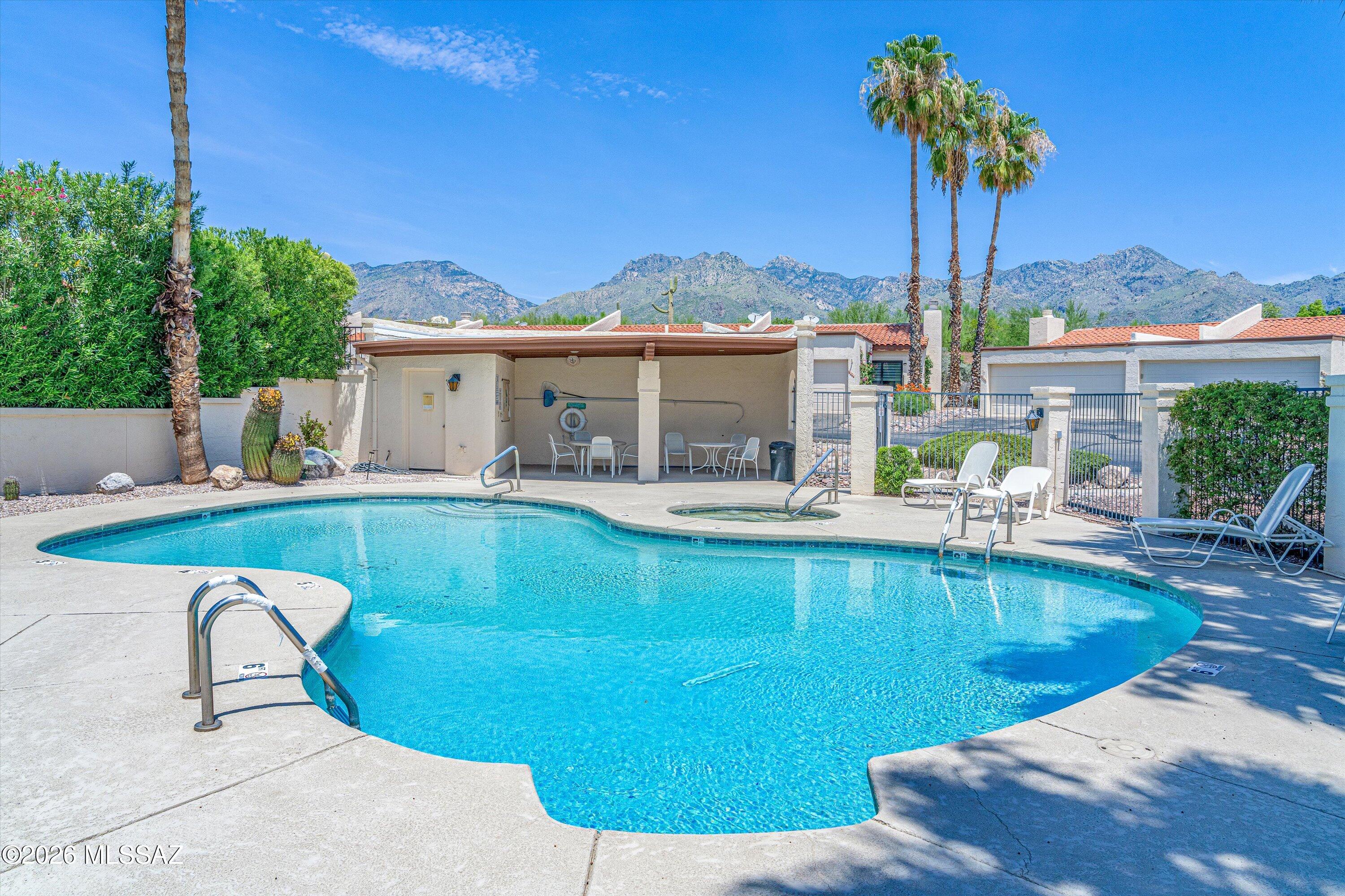 Sabino Sunrise Townhomes II (1-45) - Residential