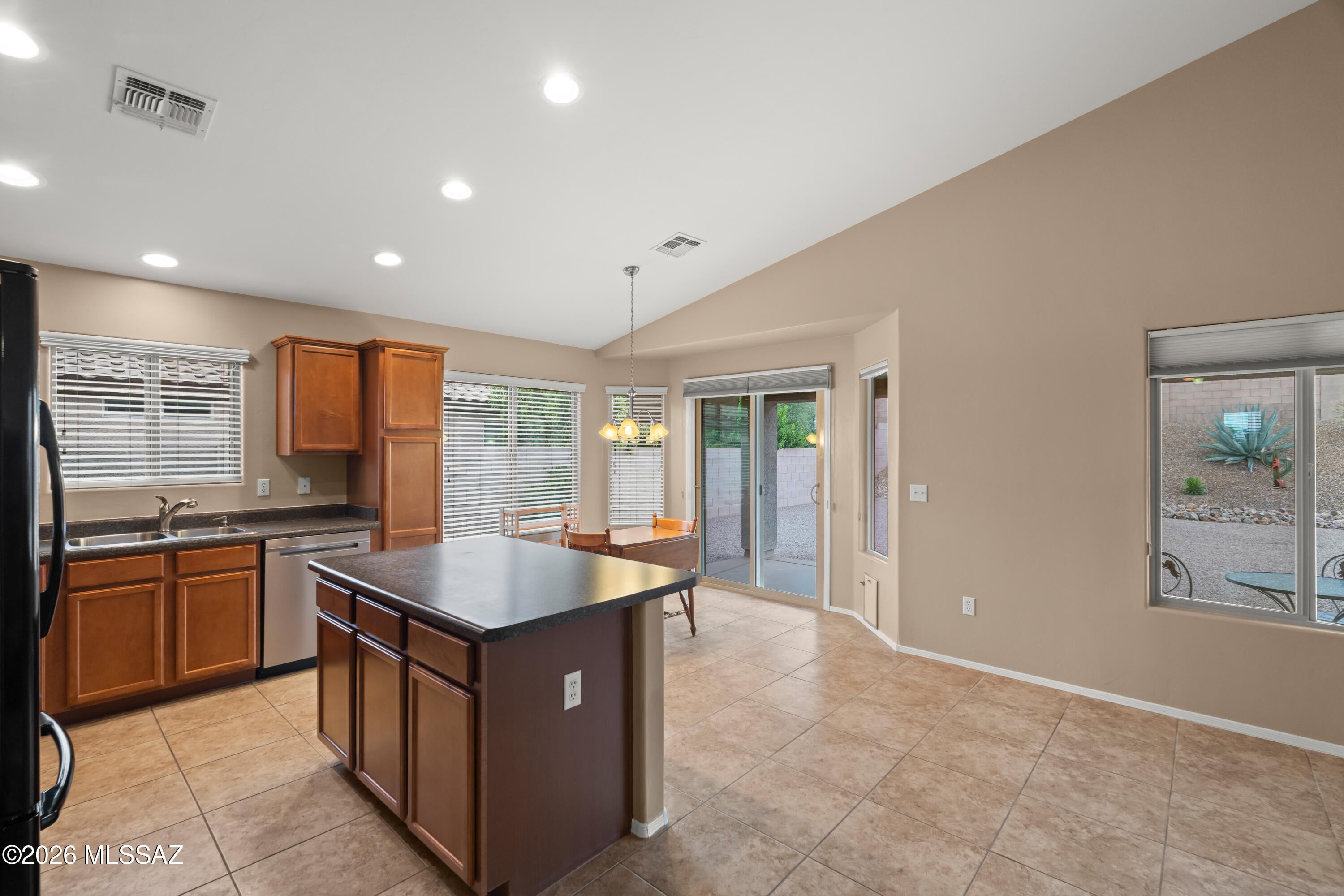 Colonia De Los Alamos - Desert Creek - Residential