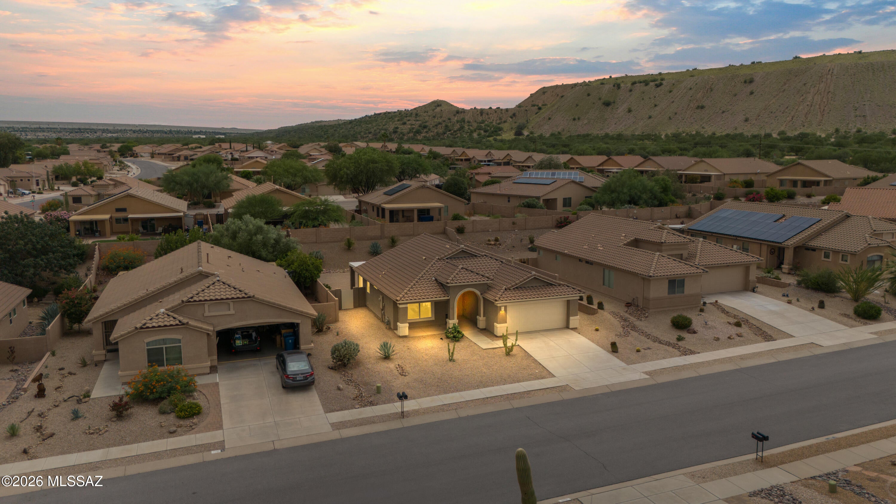 Colonia De Los Alamos - Desert Creek - Residential