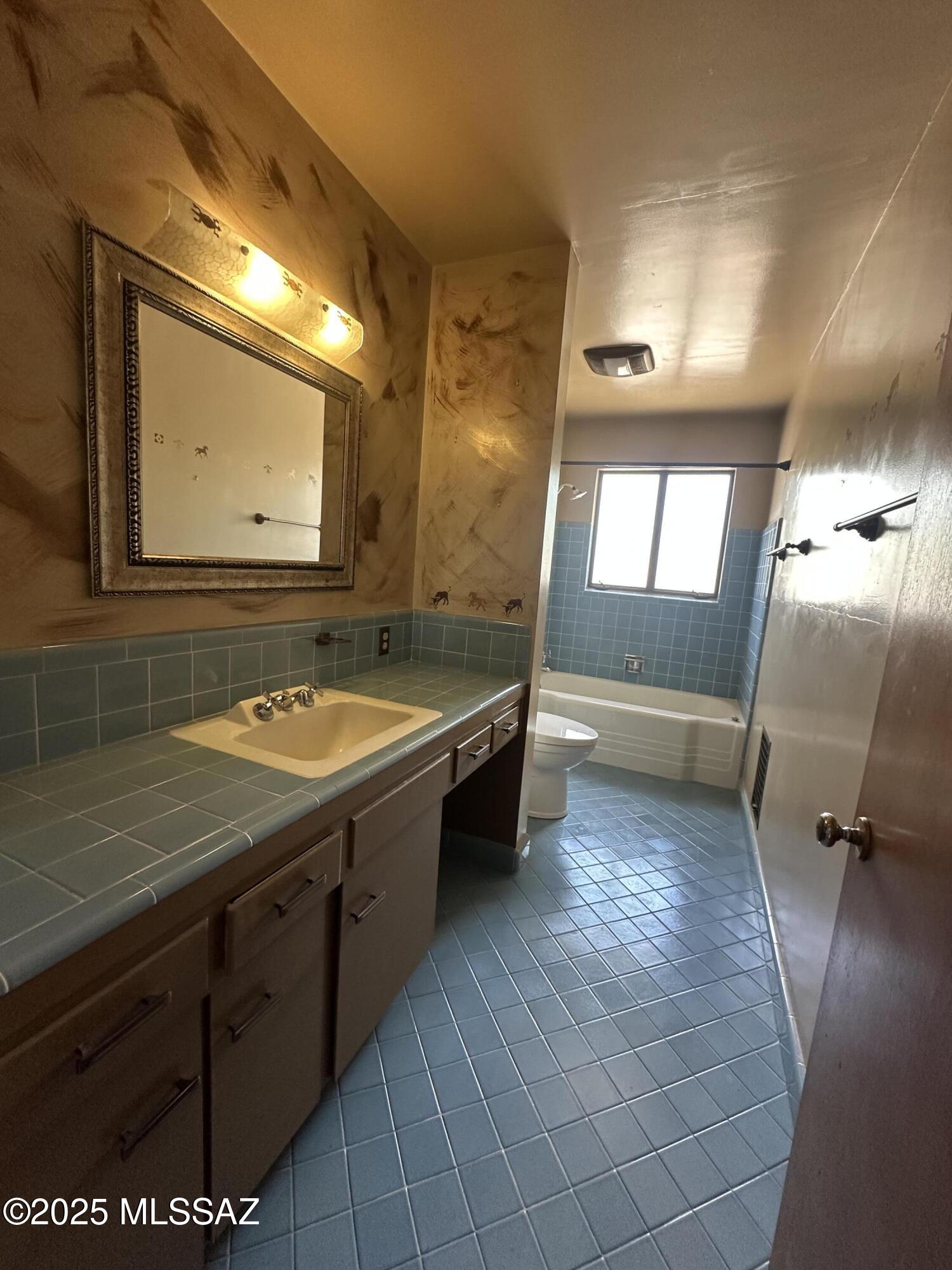 Casas Adobes Estates (1-760) - Residential