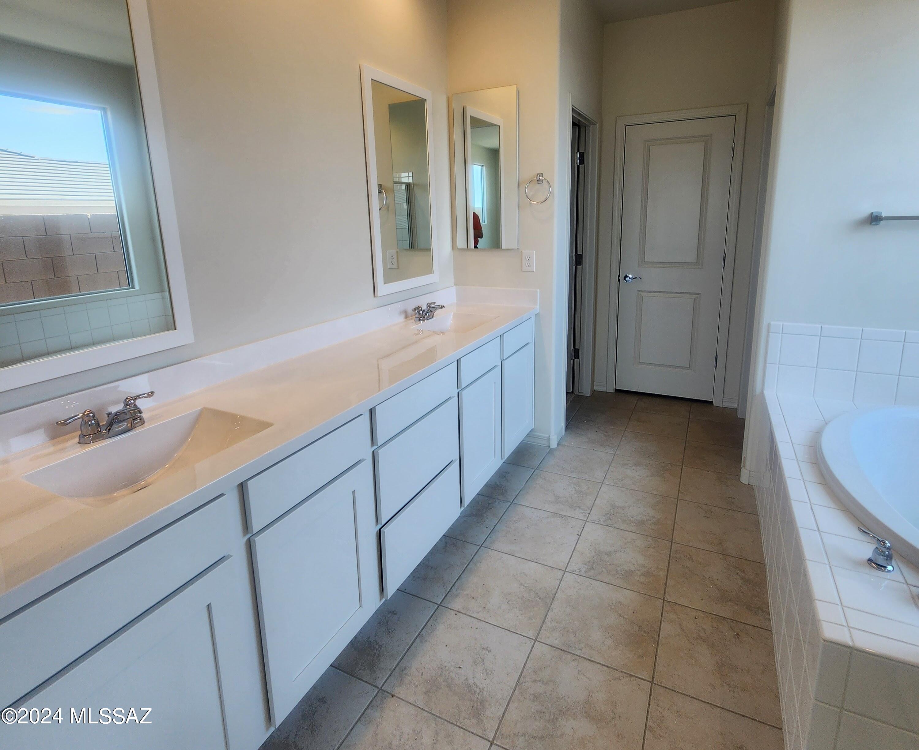 Saguaro Reserve I at Dove Mountain - Residential