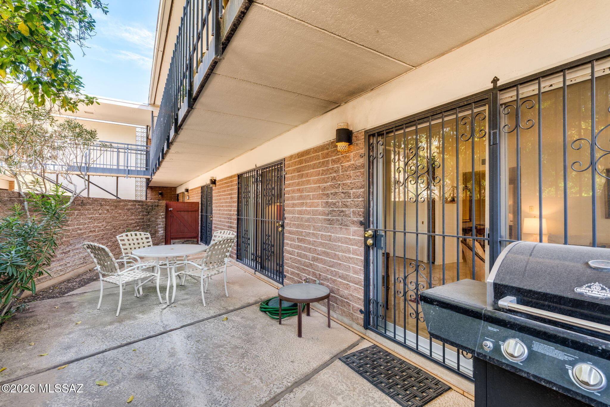Country Club Heights - Residential