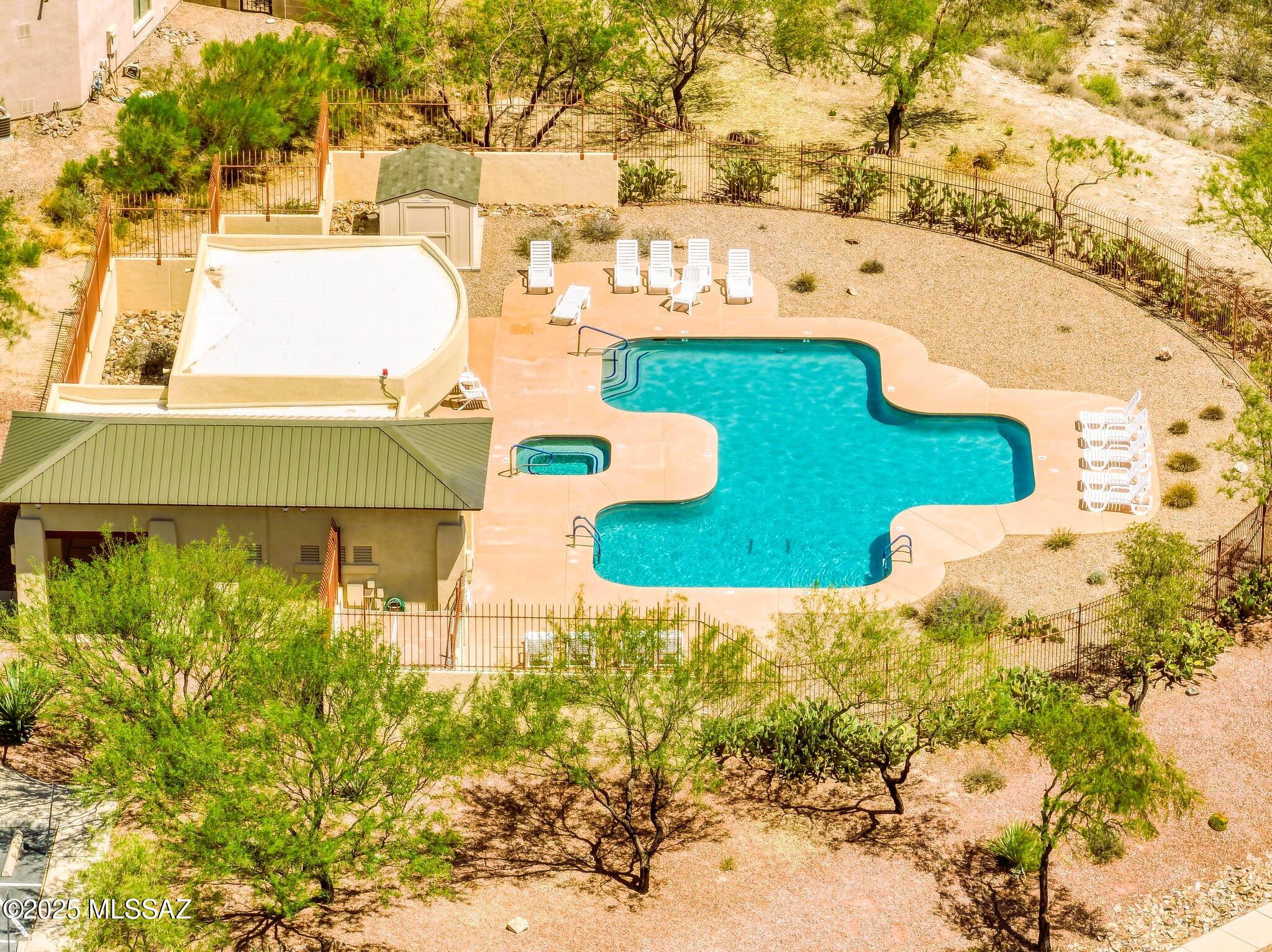 Rancho Del Lago (1-100) - Residential