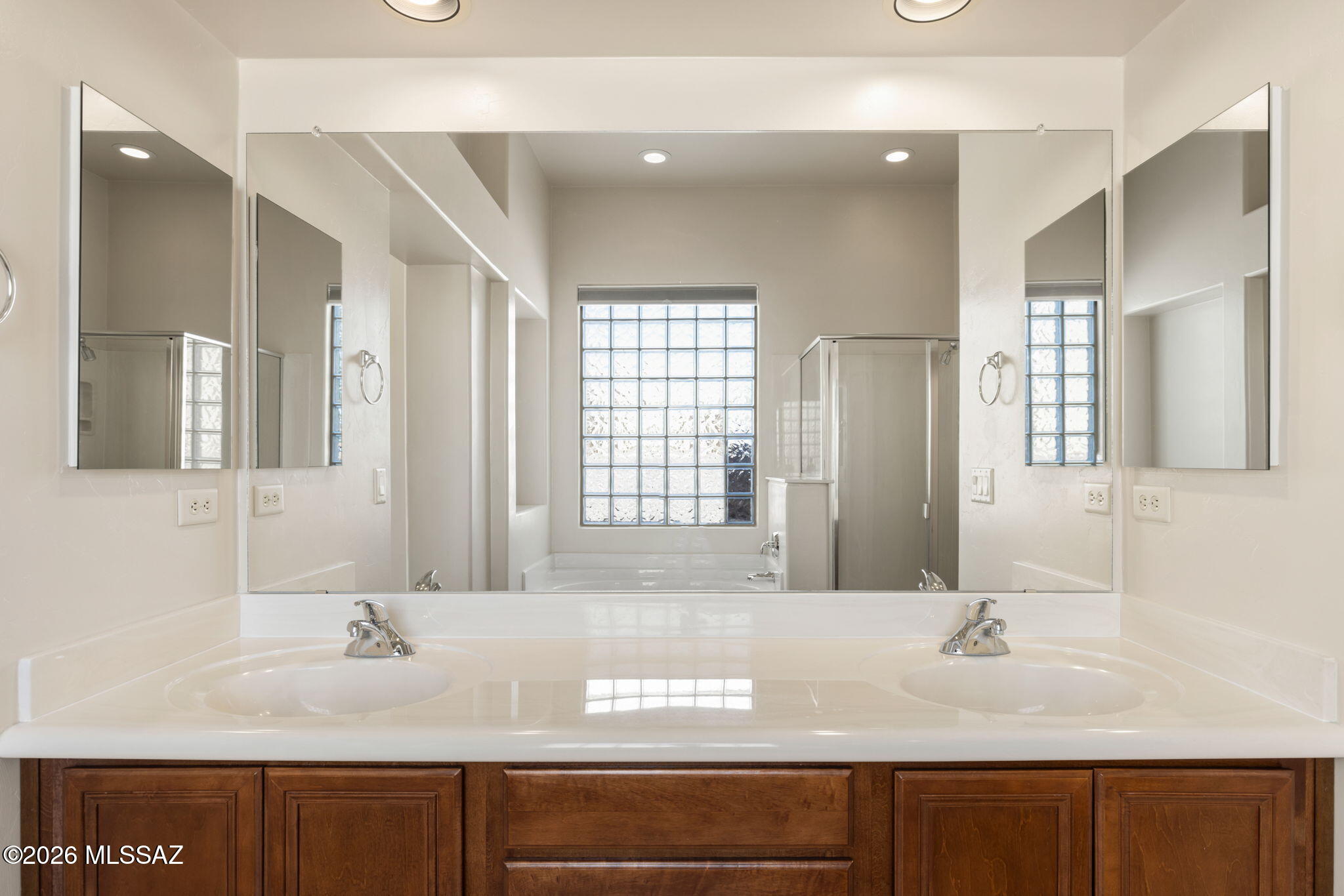 Rancho Del Lago (1-100) - Residential