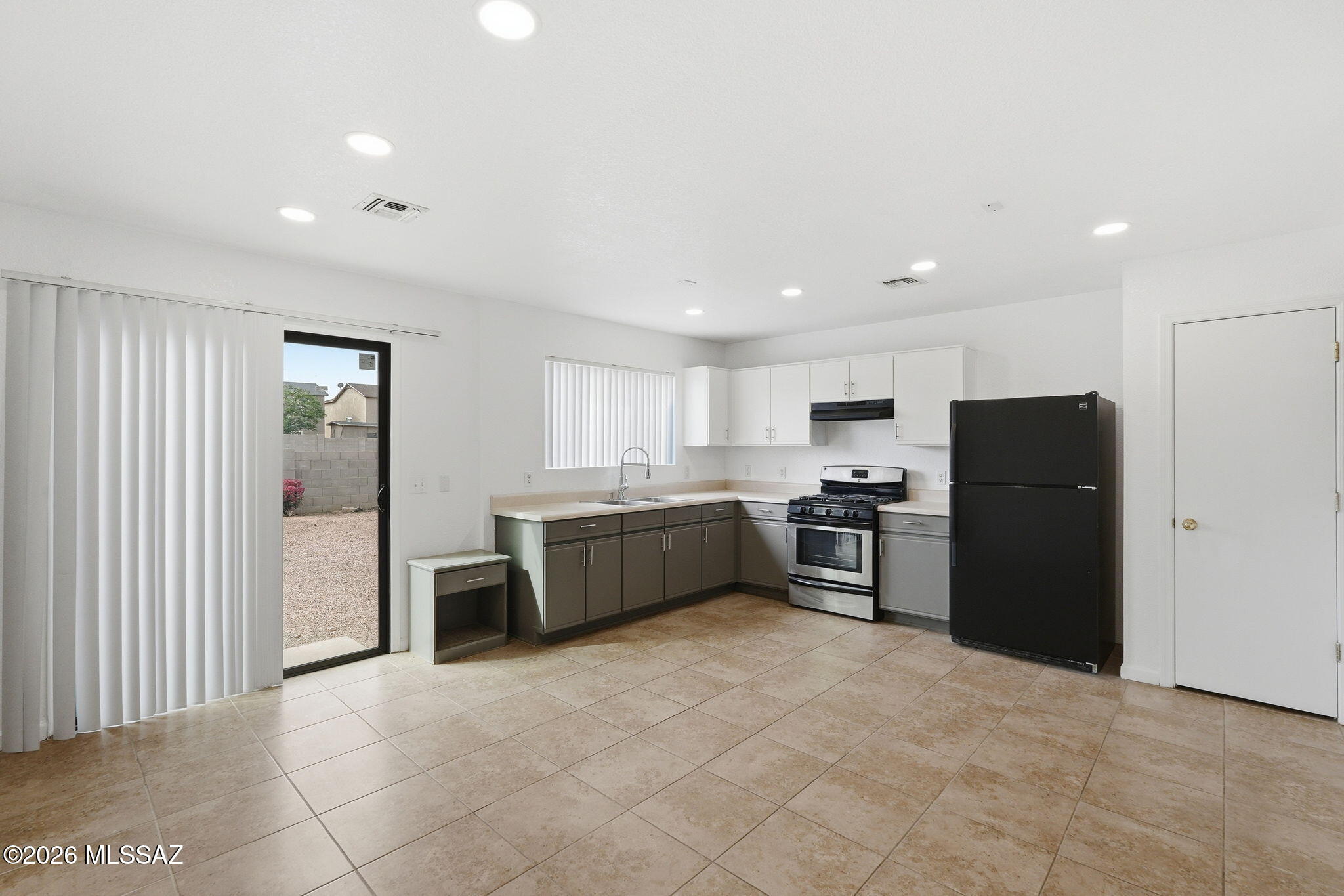 Arroyo Vista (1-166) - Residential