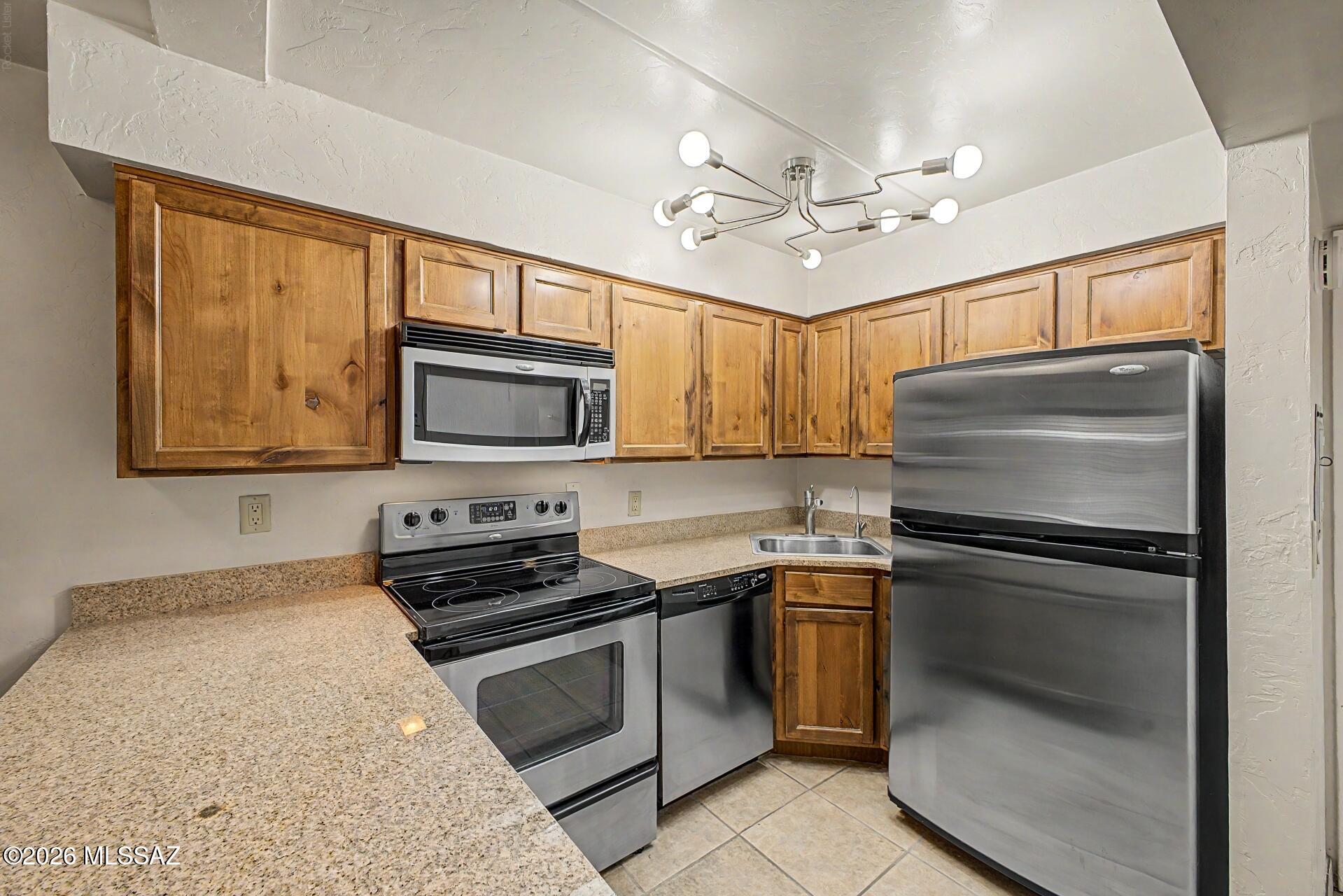 10th Street Condominiums - Residential Lease