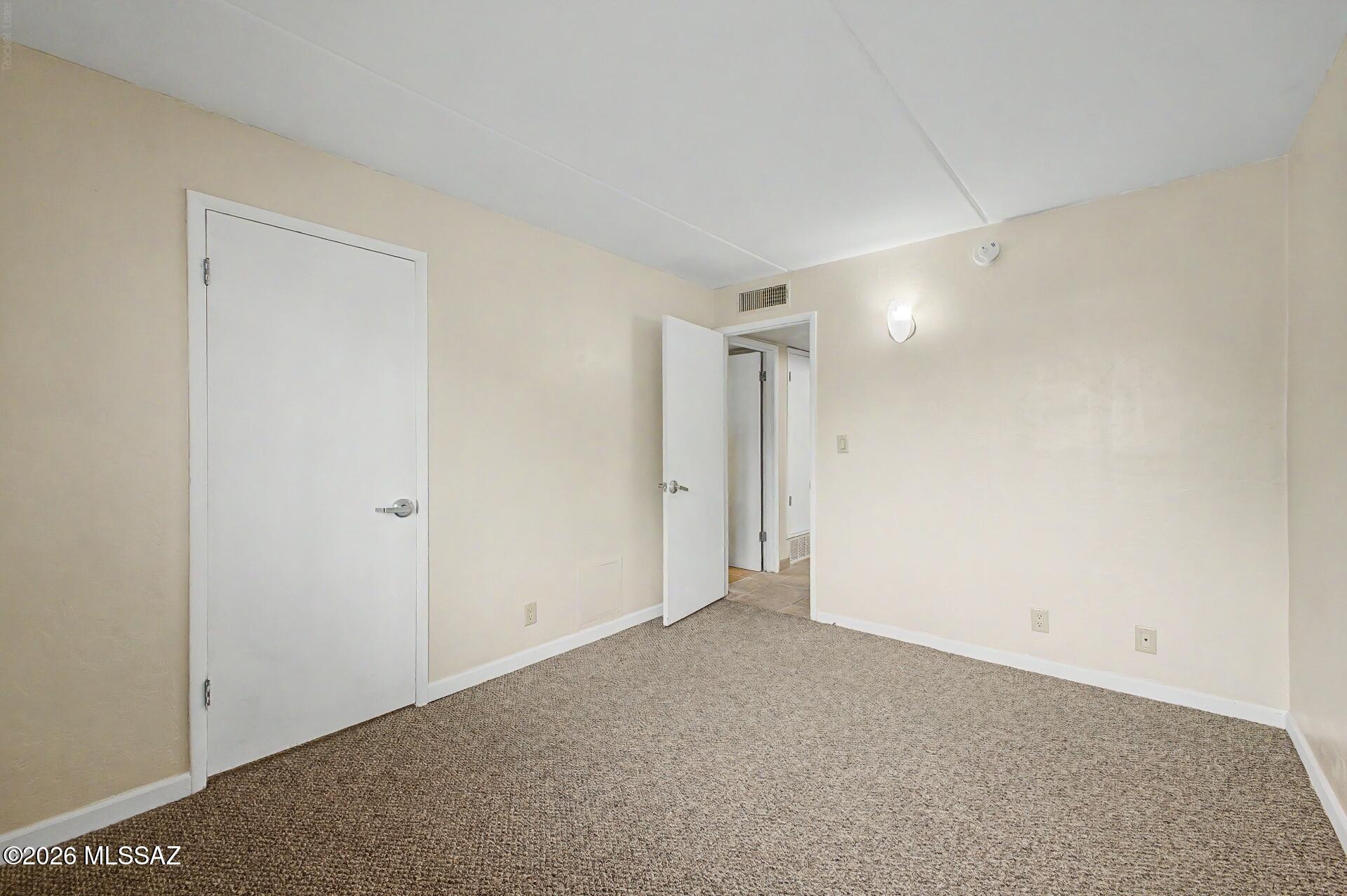 10th Street Condominiums - Residential Lease
