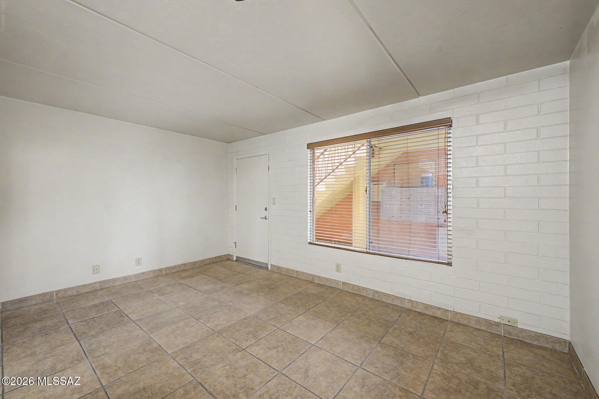 10th Street Condominiums - Residential Lease