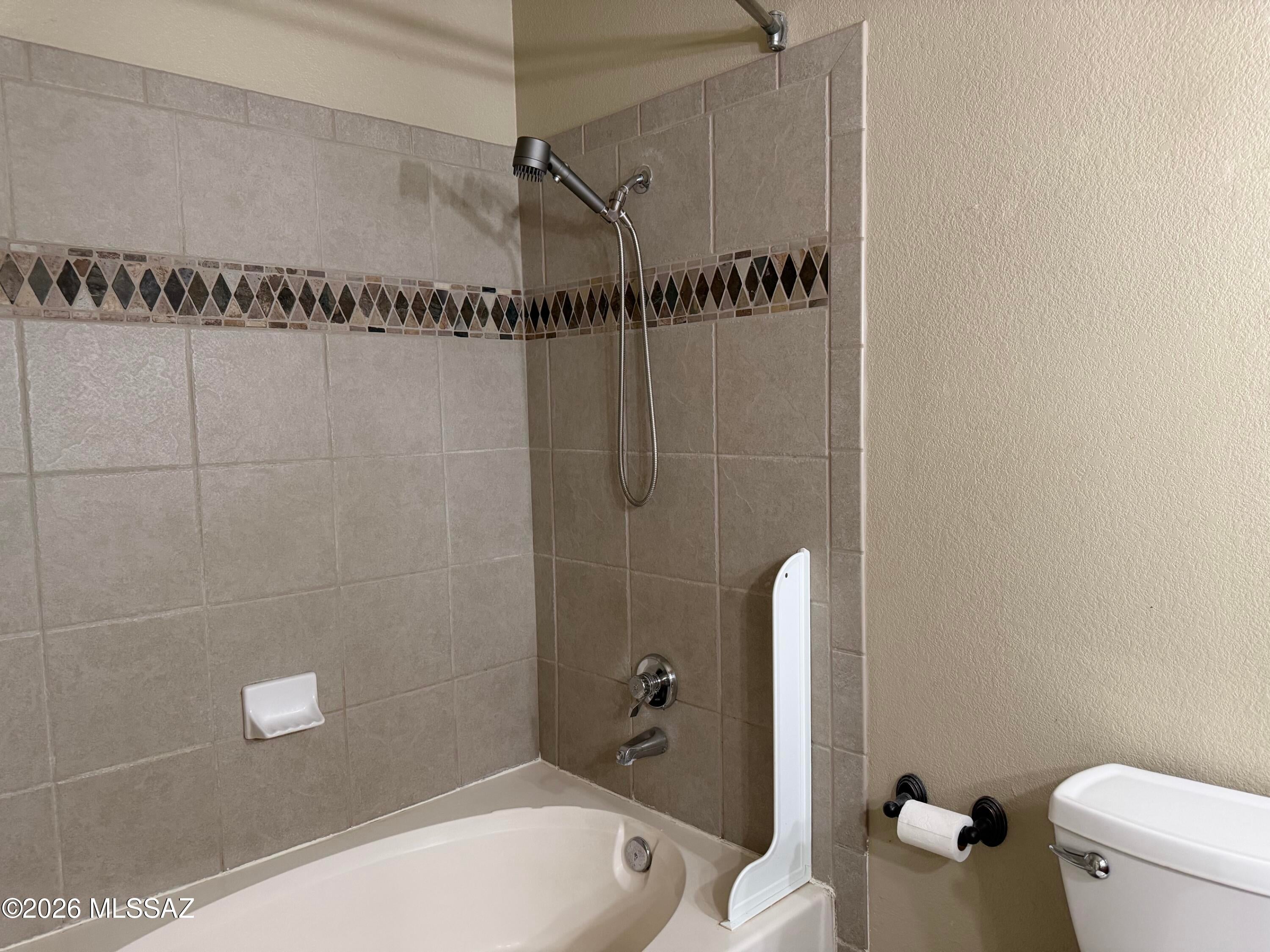 Pinnacle Canyon Condominium - Residential Lease