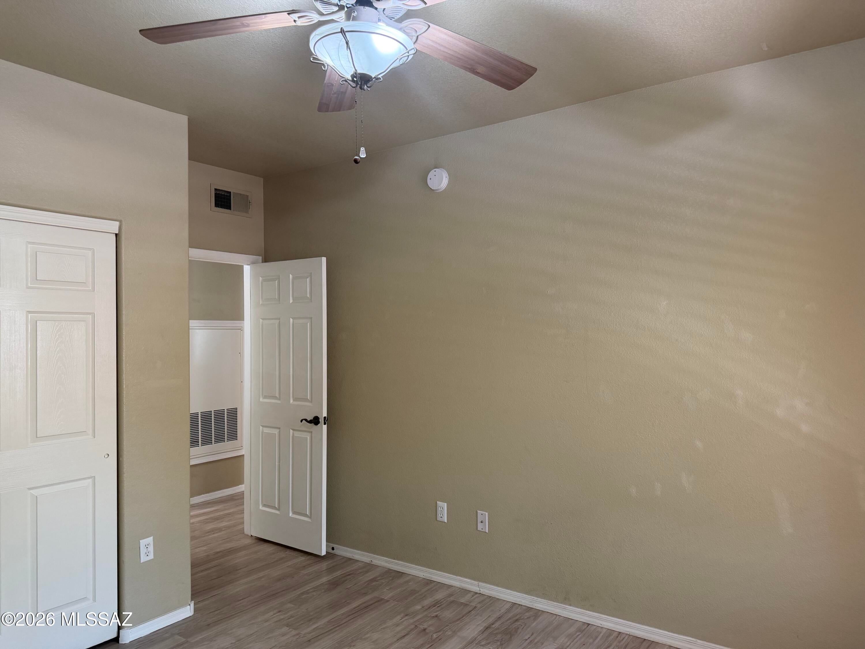 Pinnacle Canyon Condominium - Residential Lease