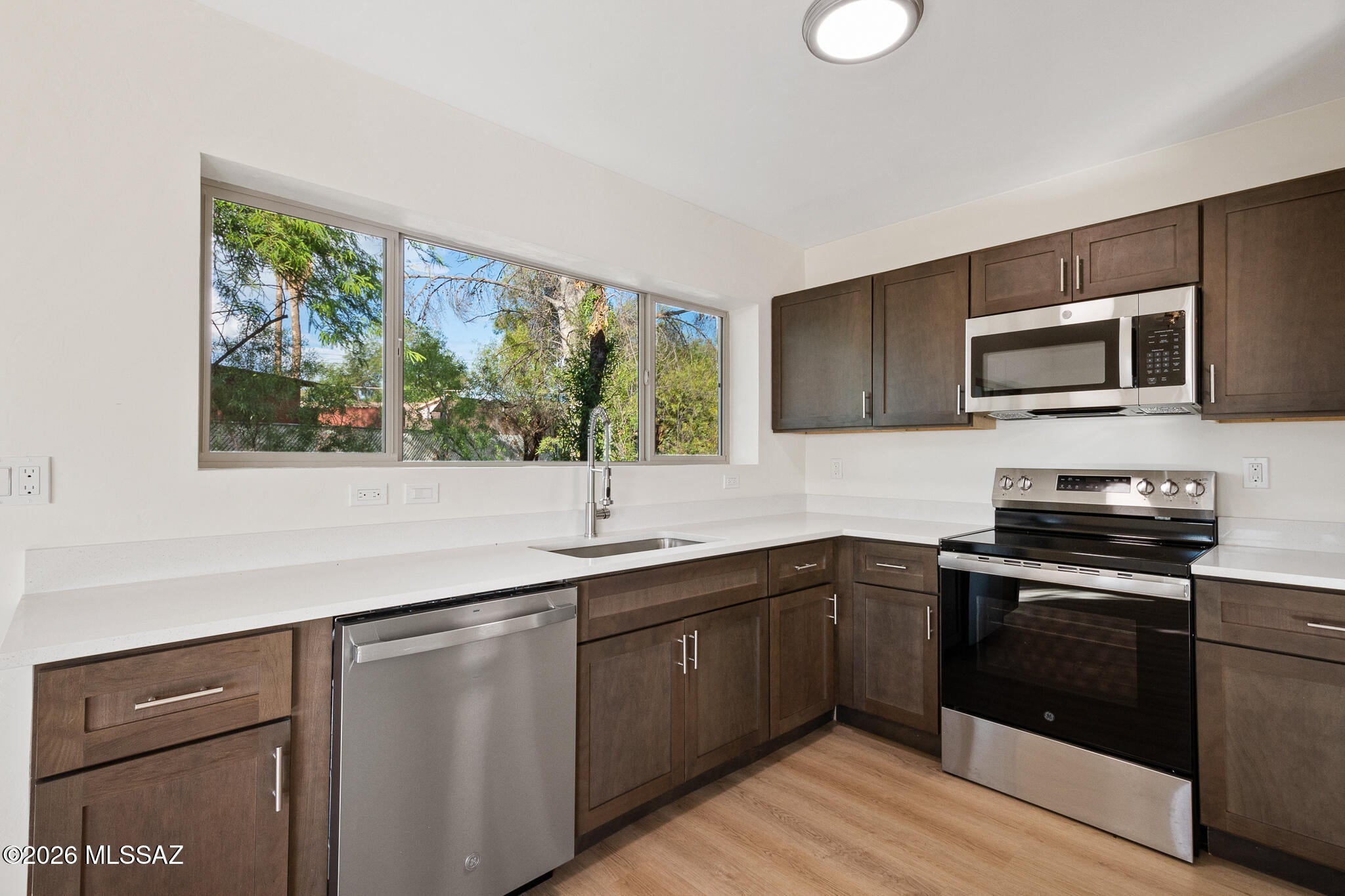 Sherwood Village Terrace (1-85) - Residential