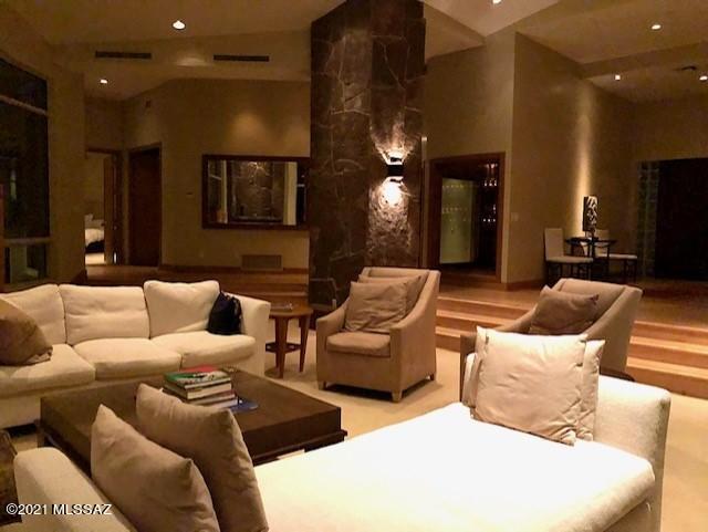 La Paloma Estates (1-35) - Residential Lease