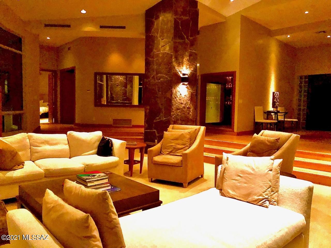 La Paloma Estates (1-35) - Residential Lease