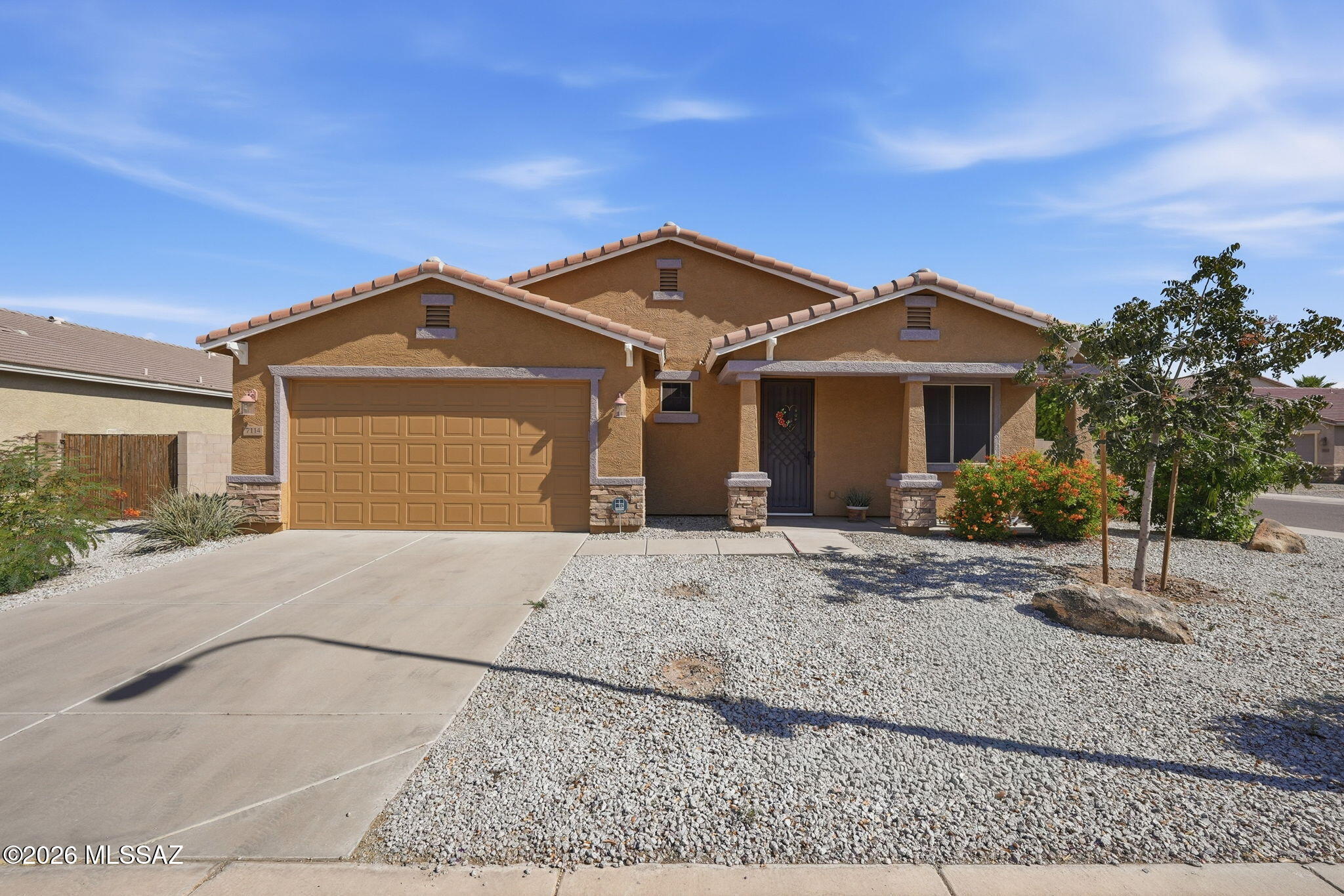 Beautiful corner lot home featuring 3 bedrooms plus a den and a desirable open-concept layout. This spacious floor plan offers great flow for both everyday living and entertaining. The home includes a rare 3-car tandem garage, providing plenty of room for vehicles, storage, or hobbies. Conveniently located near the South Mountain Freeway and I-10, offering easy access to commuting, shopping and dining and is just a short drive from all the premier entertainment, recreation, and attractions across the Valley of the Sun.