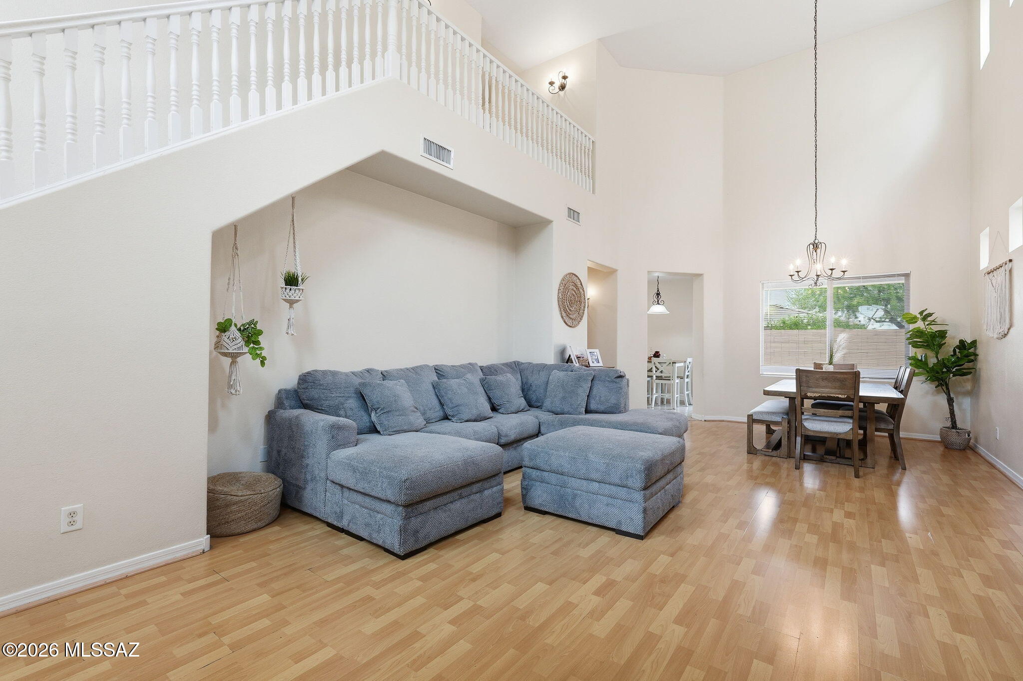 Presidio De Cancion (1-200) - Residential