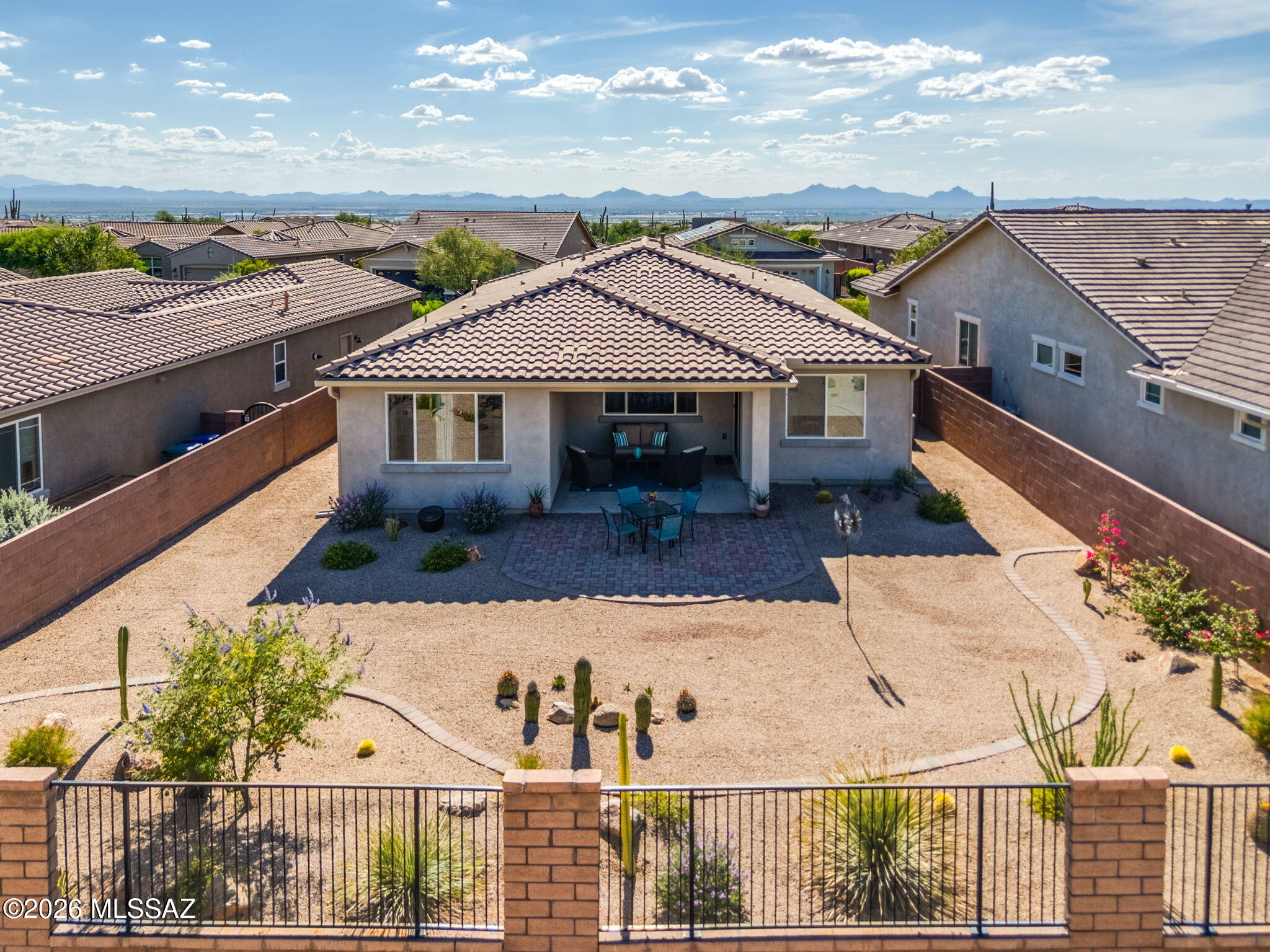 Blue Agave At Dove Mountain - Residential