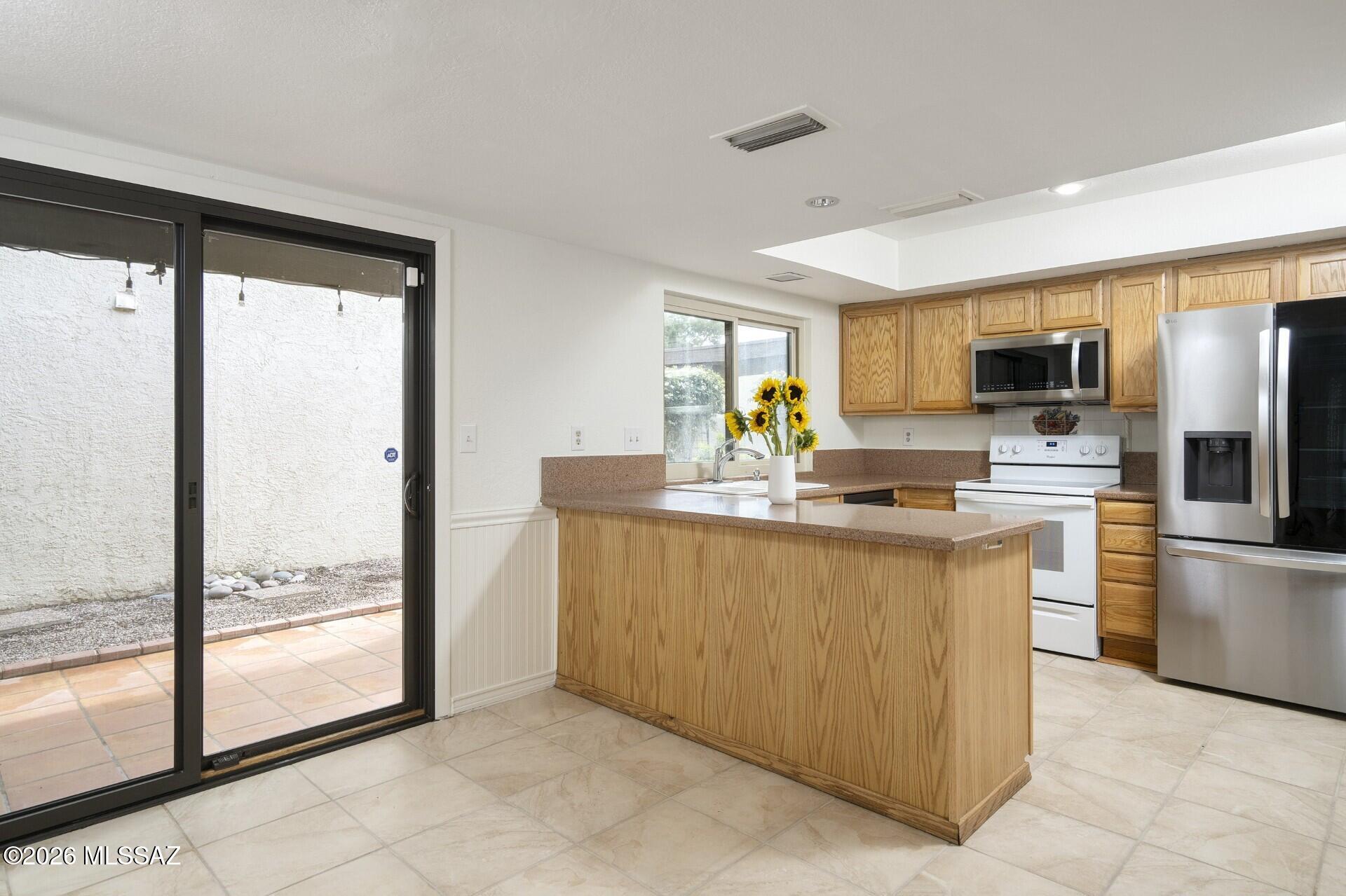 Villa Del Rio (1-148) - Residential